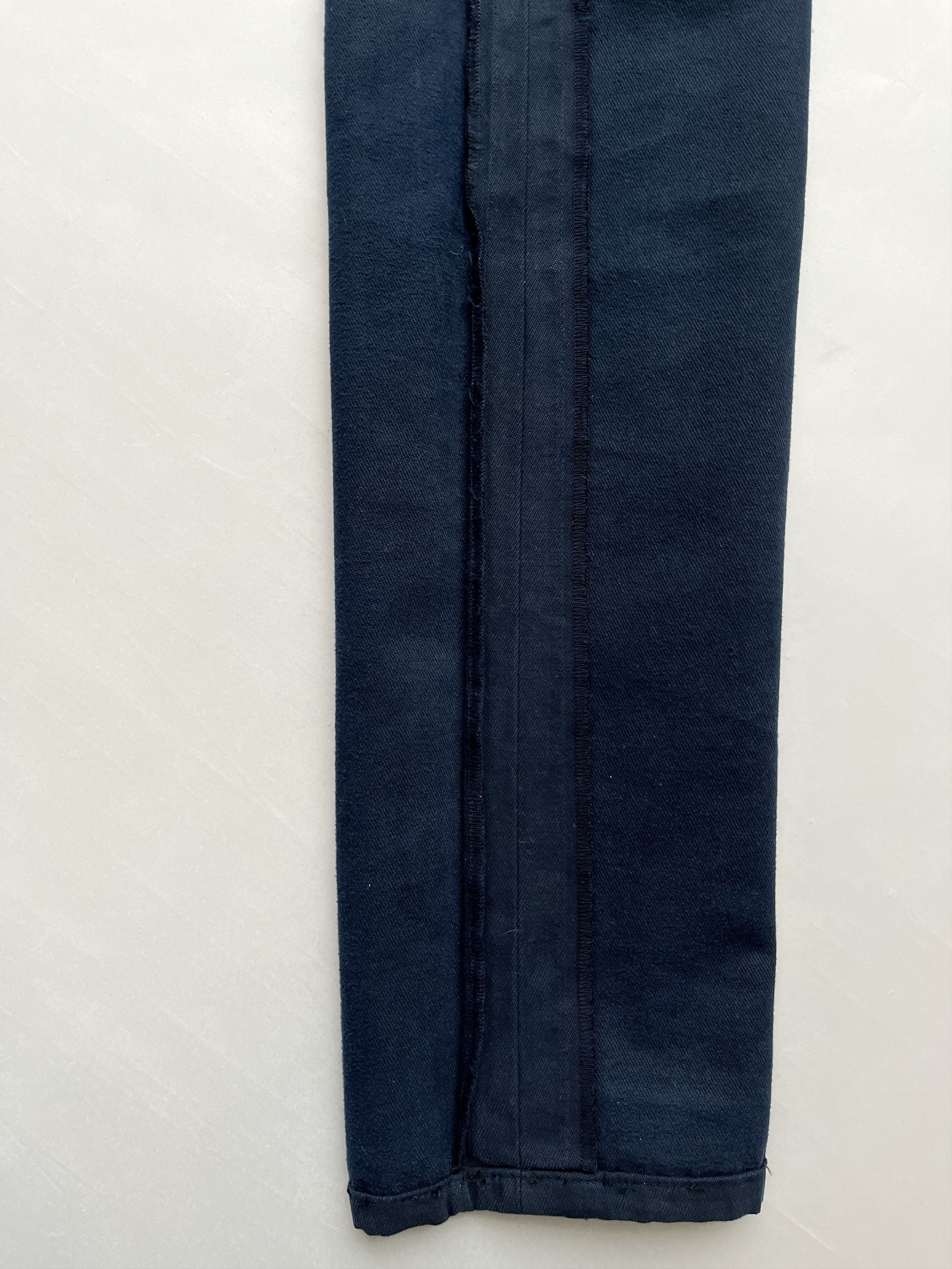 Dior ⚡️QUICK SALE⚡️Dior KVA Hedi Slimane Navy Jeans Pants Size US 32 / EU 48 - 8 Thumbnail