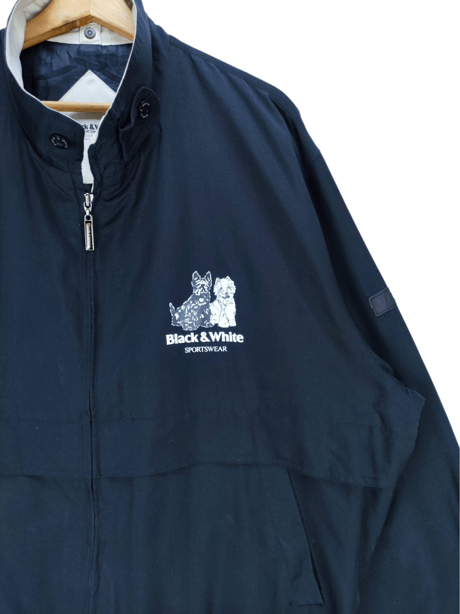 Japanese Brand Steals🔥Vintage Jacket Zip Up by Black & White Size US XL / EU 56 / 4 - 9 Thumbnail