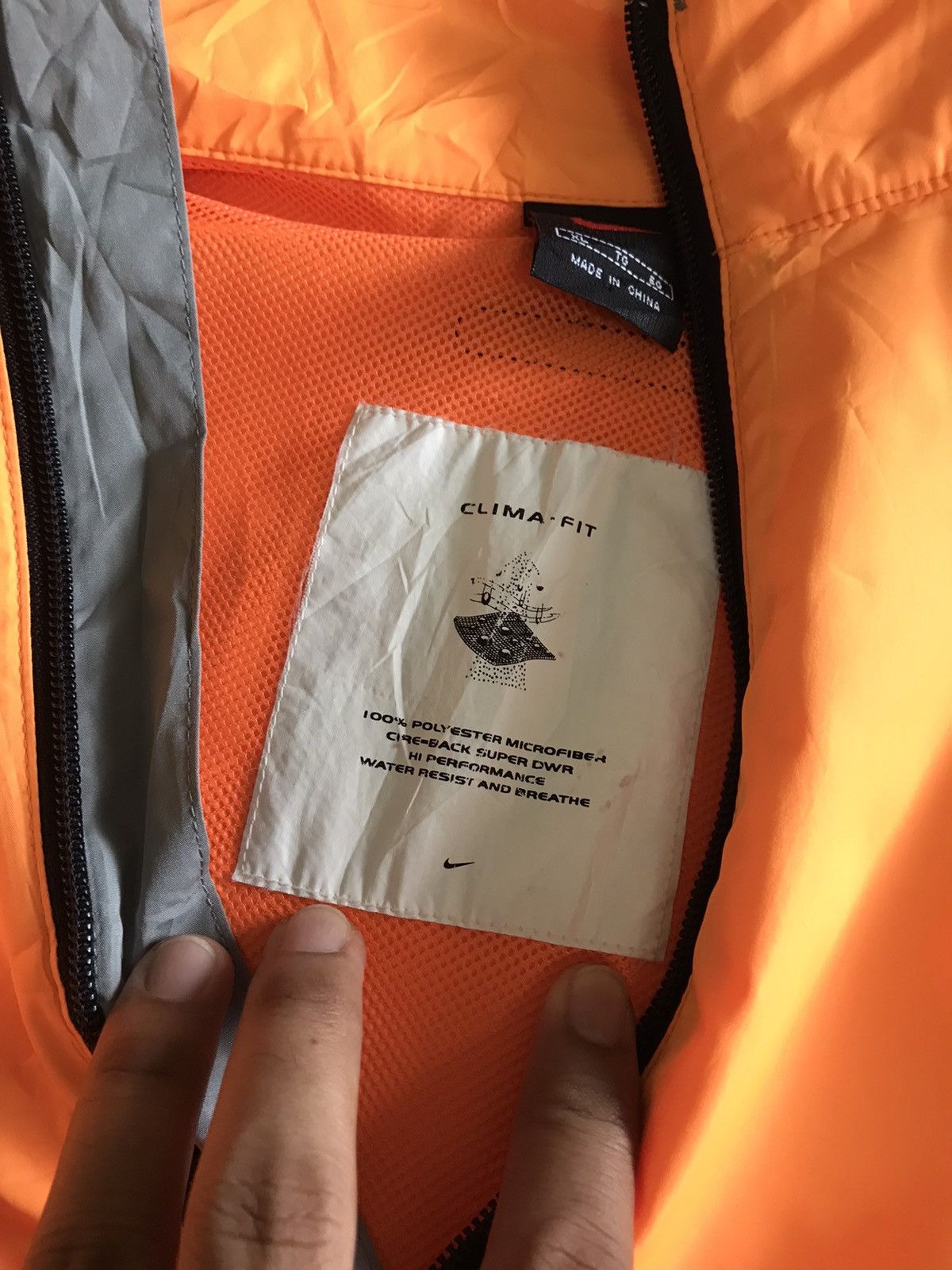Nike Vintage Nike Small Swoosh Pocket Back Light Vest Size US XL / EU 56 / 4 - 15 Thumbnail