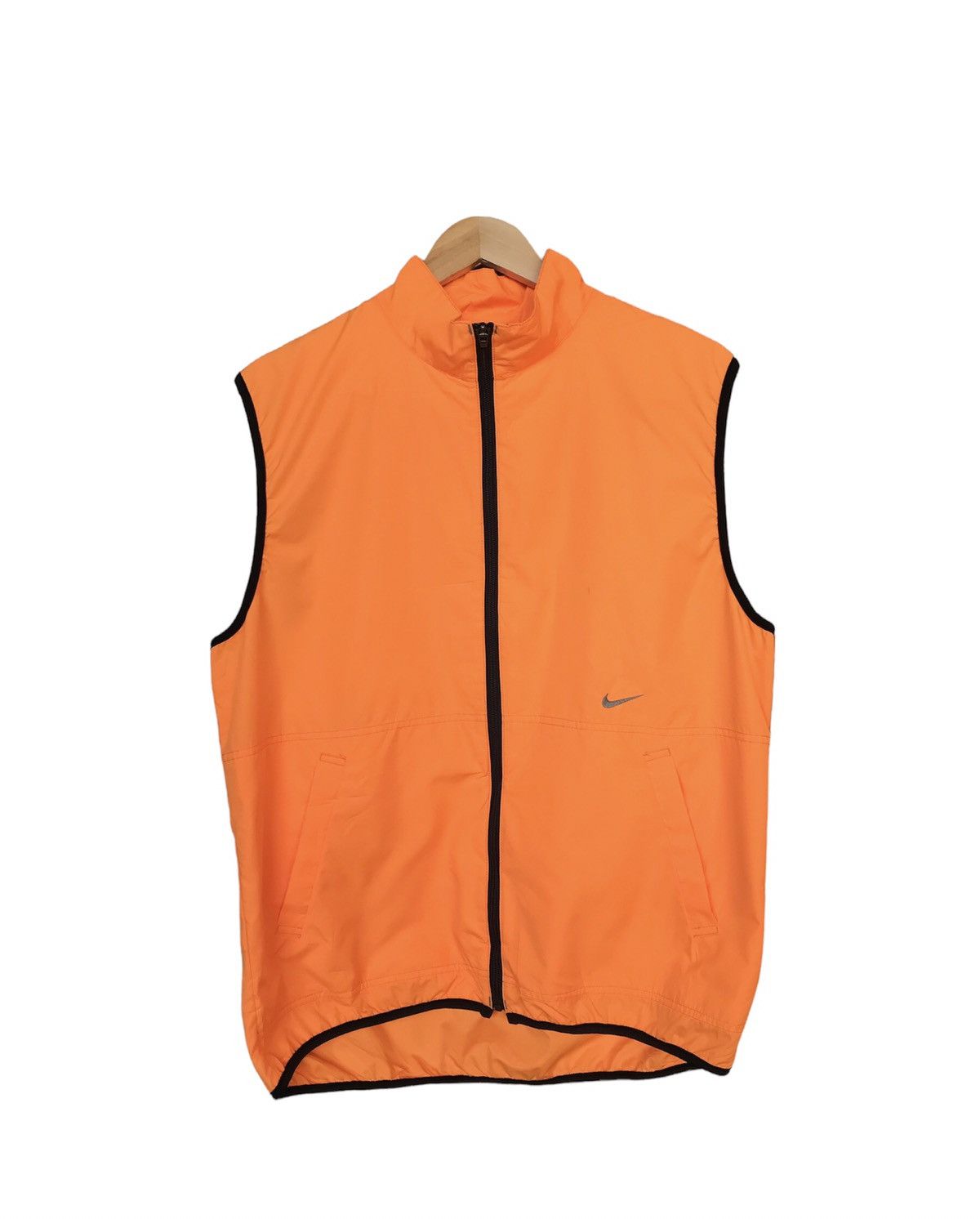 Nike Vintage Nike Small Swoosh Pocket Back Light Vest Size US XL / EU 56 / 4 - 1 Thumbnail