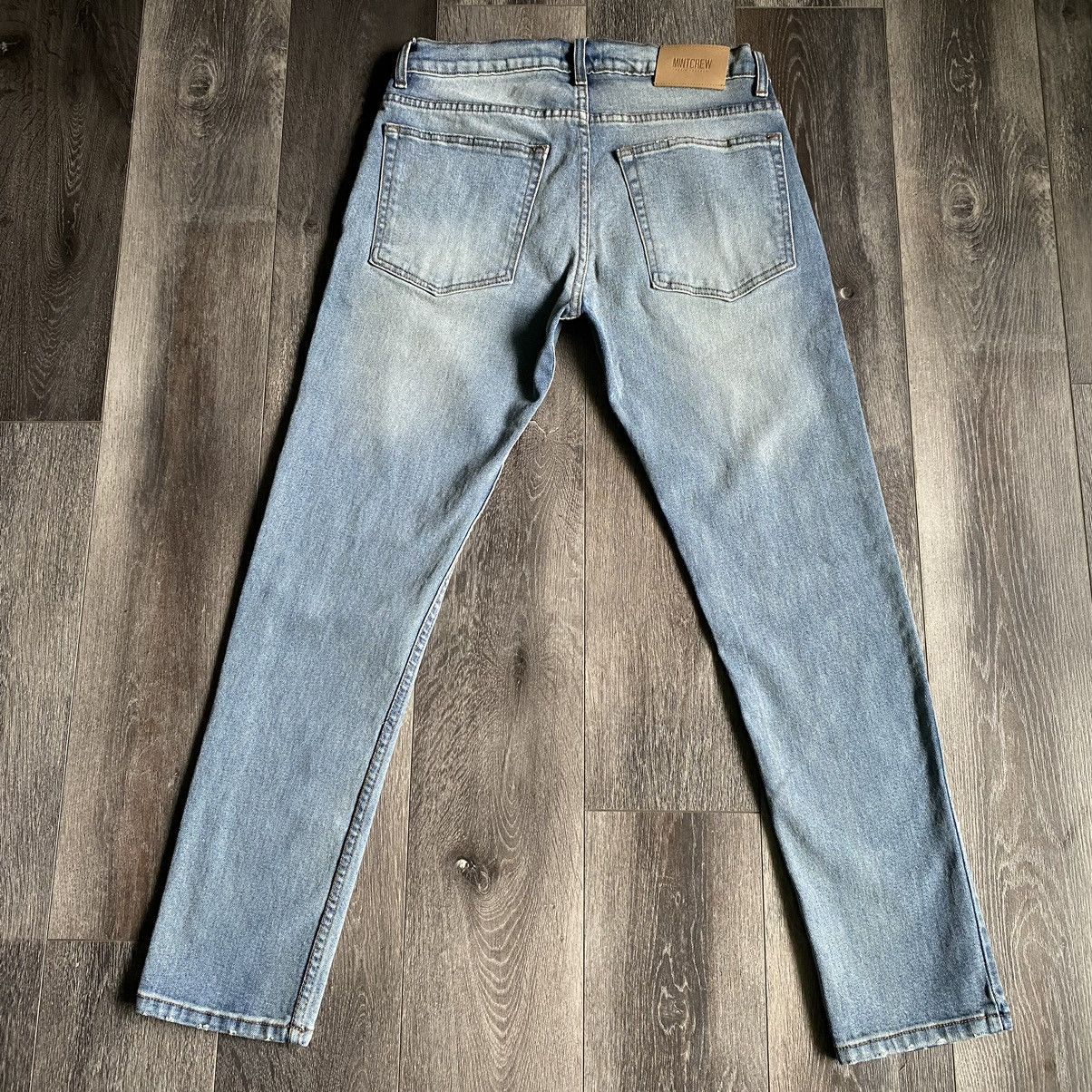 Mintcrew Mintcrew Slim Straight Skinny Fit Distress Light Wash Jeans Size US 34 / EU 50 - 1 Thumbnail