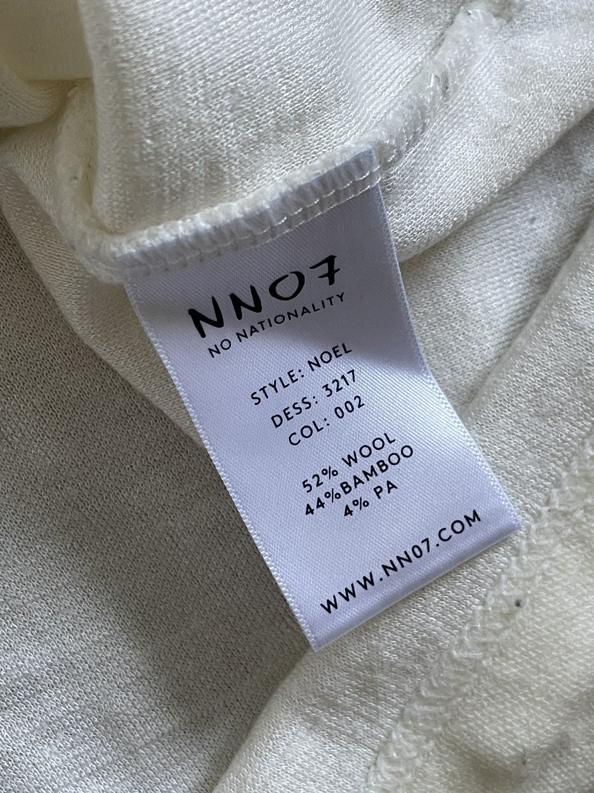 NN07 NN07 Nationality Cream Wool Slim Turtleneck Sweater Jumper Size US L / EU 52-54 / 3 - 7 Thumbnail