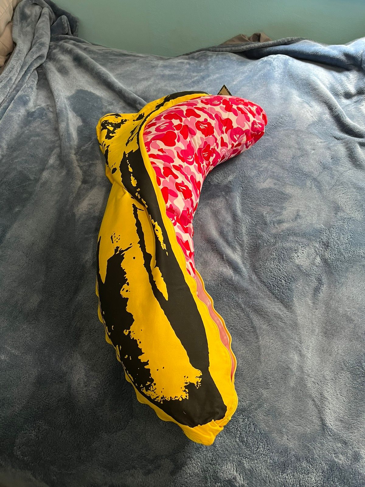 Pre-owned Andy Warhol X Bape Banana Cushion Pink Camo Size M