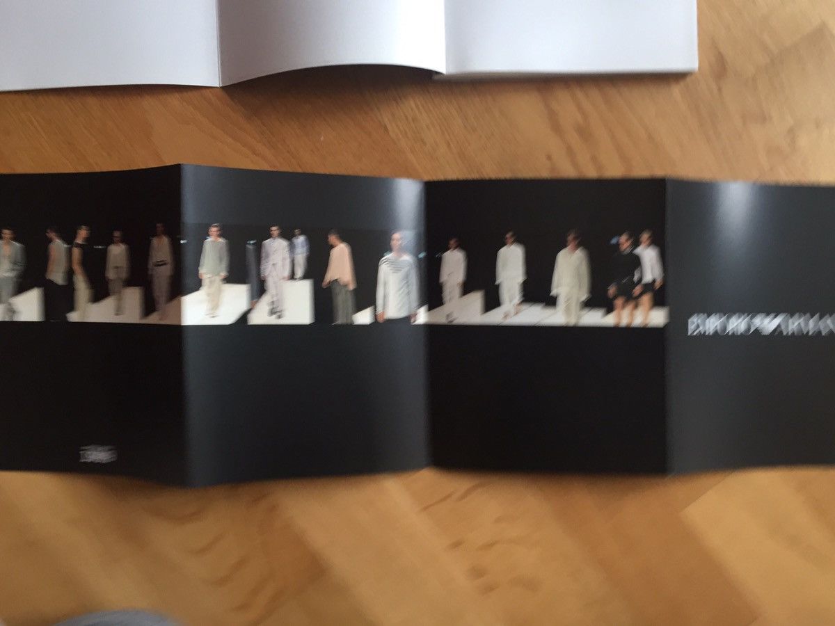 Emporio Armani EMPORIO ARMANI MENS & WOMENS LOOKBOOK - SS 1999 Size ONE SIZE - 22 Thumbnail