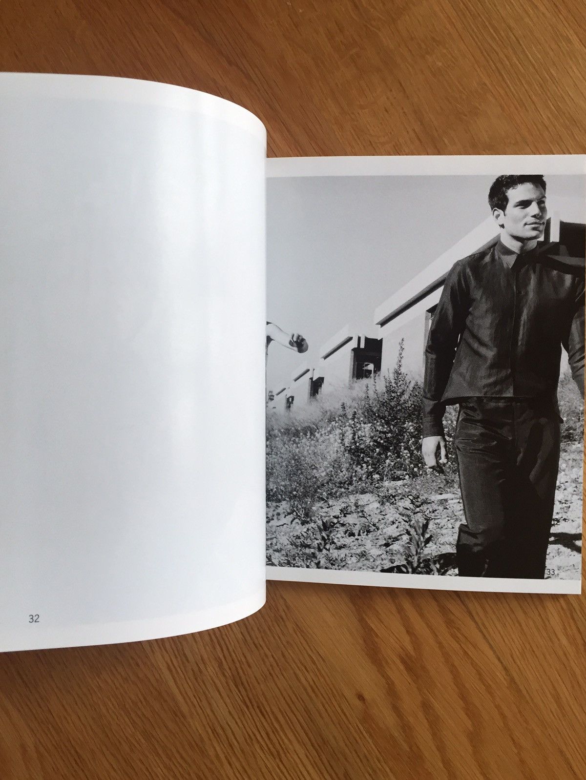 Emporio Armani EMPORIO ARMANI MENS & WOMENS LOOKBOOK - SS 1999 Size ONE SIZE - 17 Thumbnail