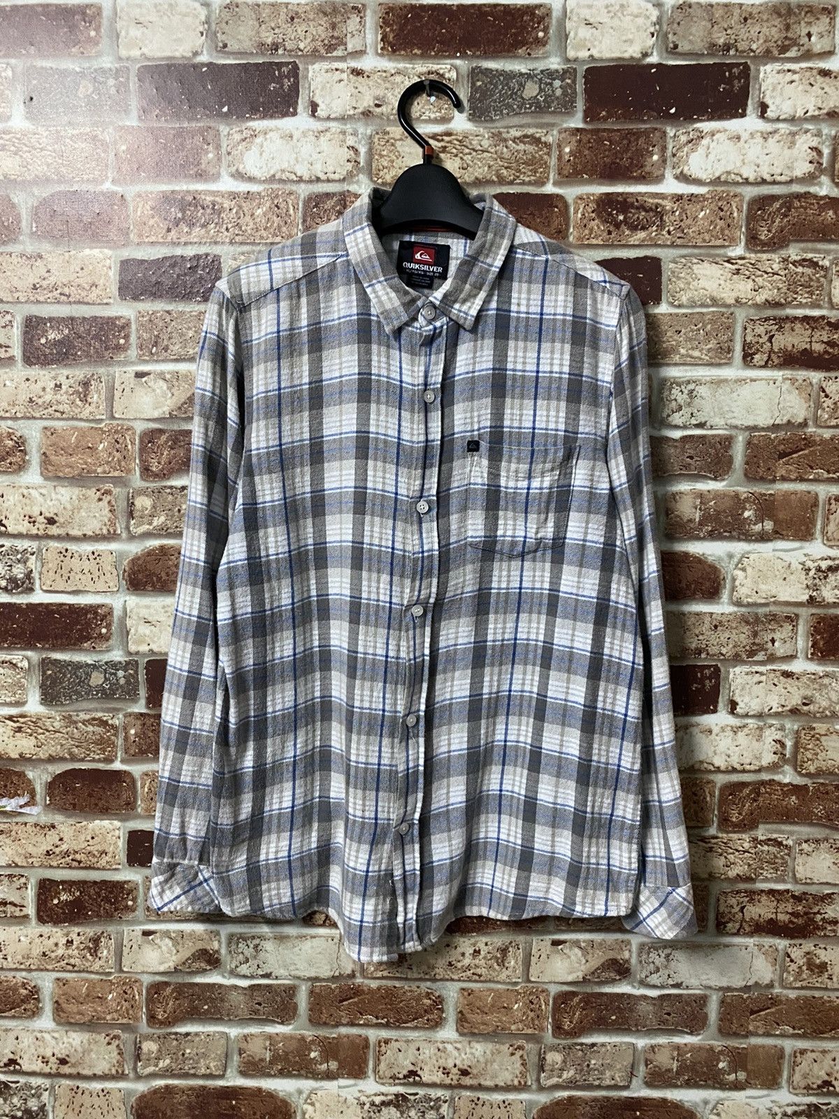 image of Vintage Quiksilver Flannel Shirt in Grey, Men's (Size Medium)