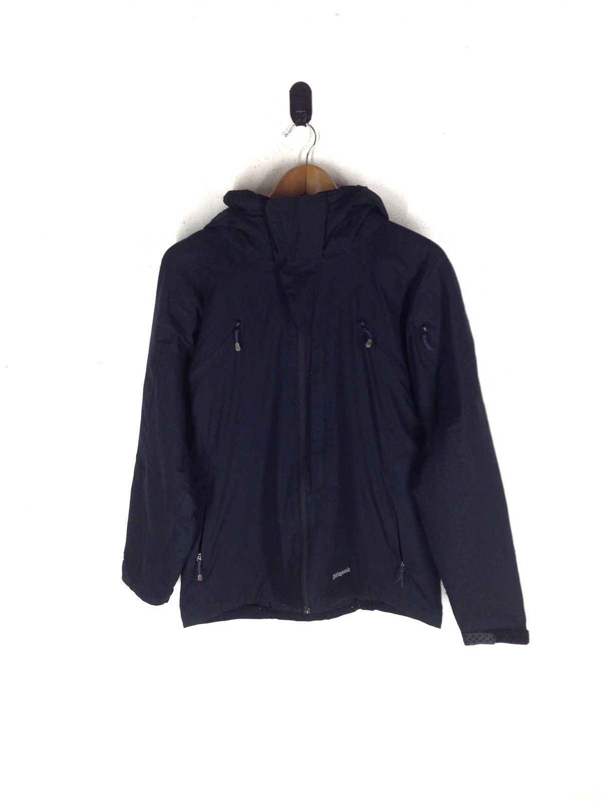 Patagonia Patagonia Outdoor Zip Up Windbreaker Jacket cw21 Size US S / EU 44-46 / 1 - 1 Thumbnail