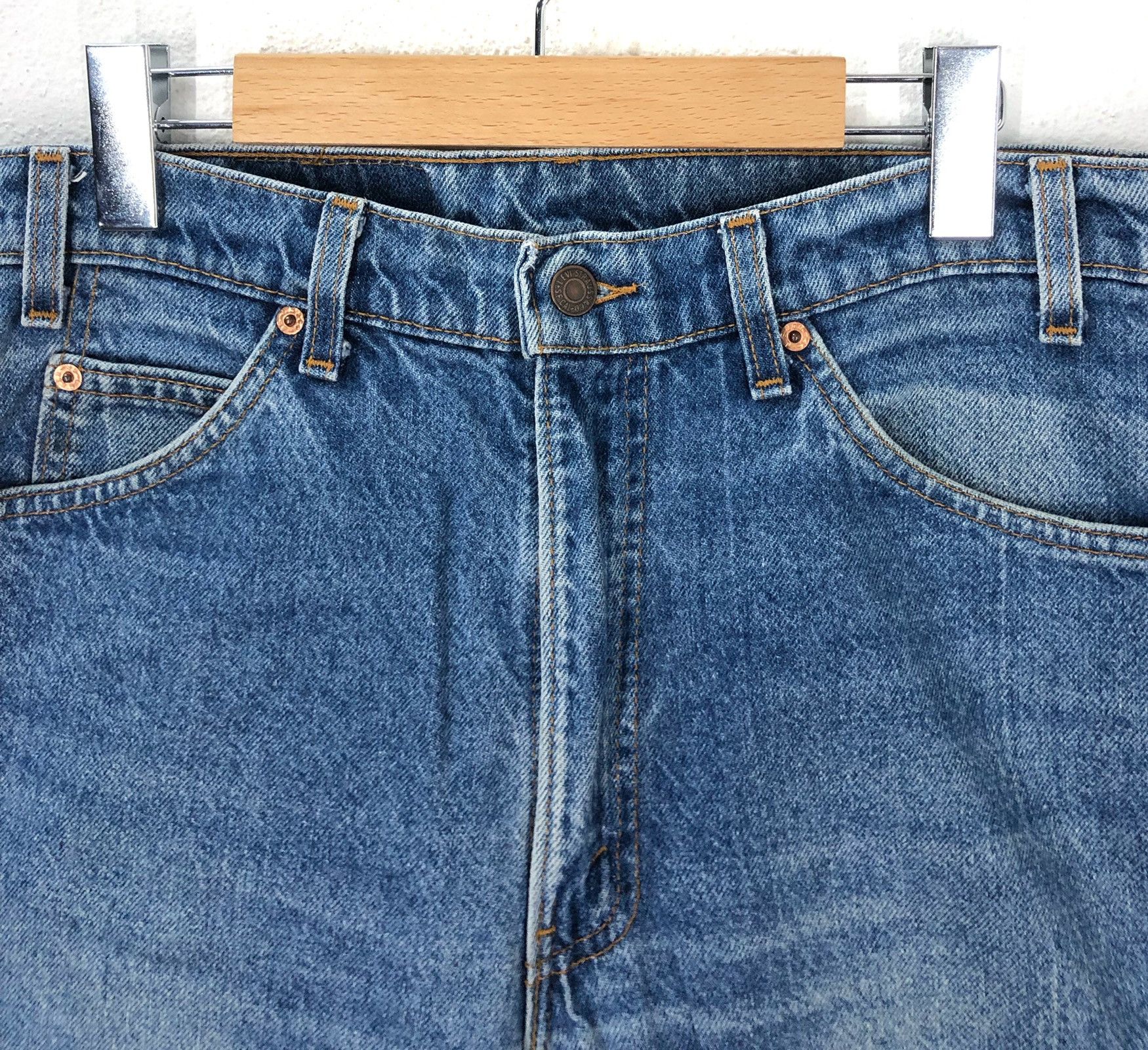 Levi's Vintage Clothing Vintage Levis desstressd jeans X mickey Fashion Week Size US 34 / EU 50 - 6 Thumbnail