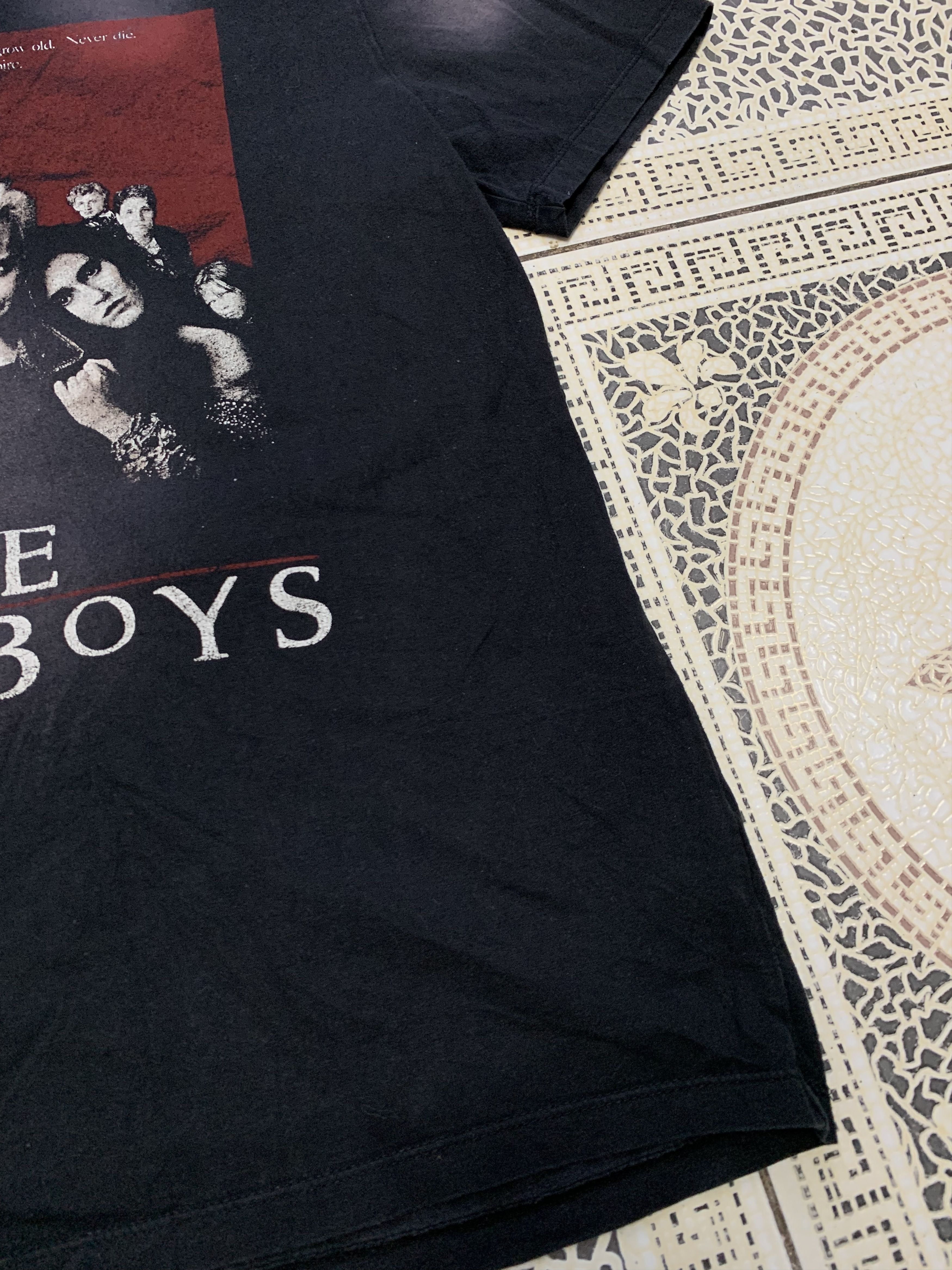 Vintage The Lost Boys tee movie Size US L / EU 52-54 / 3 - 4 Thumbnail