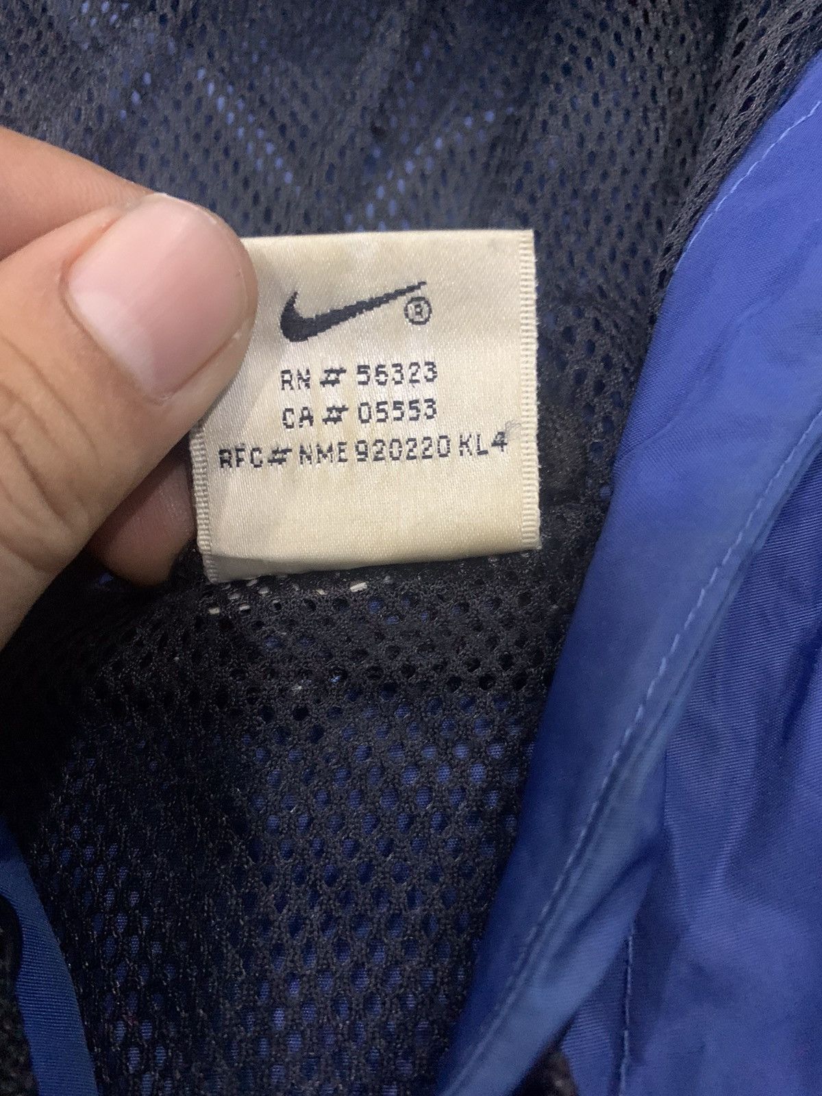 Nike × Vintage Vintage 90’s Classic Nike Stripes Colour Windbreaker Size US L / EU 52-54 / 3 - 8 Thumbnail