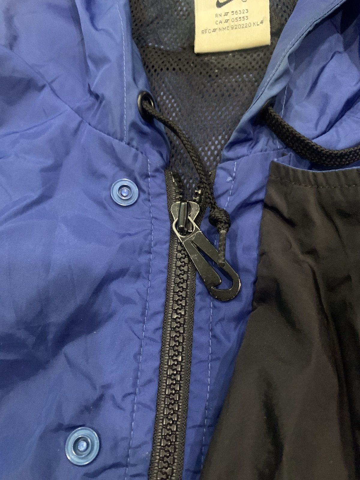 Nike × Vintage Vintage 90’s Classic Nike Stripes Colour Windbreaker Size US L / EU 52-54 / 3 - 6 Thumbnail