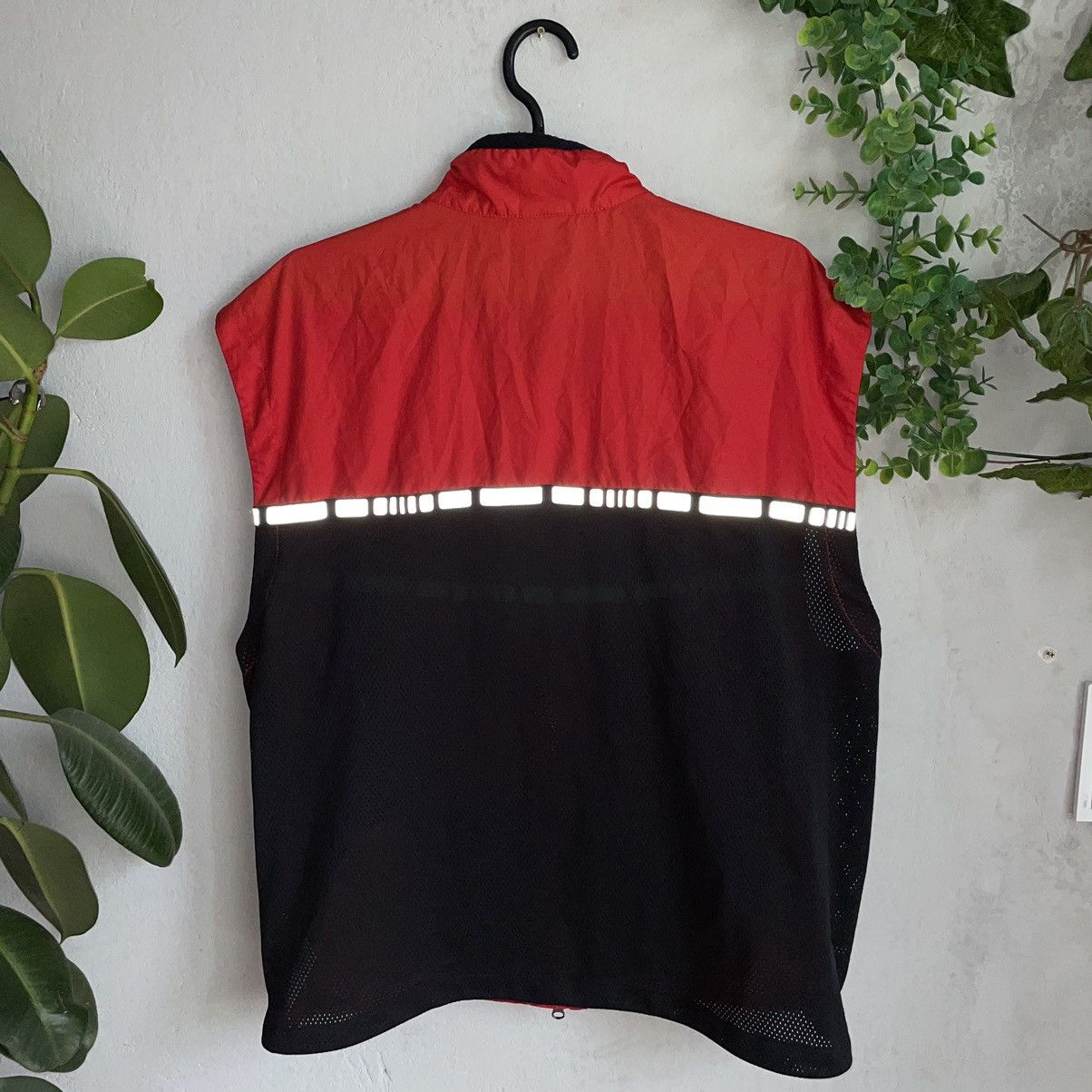 Nike × Vintage Vintage 90’s Nike Reflective Light Vest Size US XL / EU 56 / 4 - 3 Thumbnail