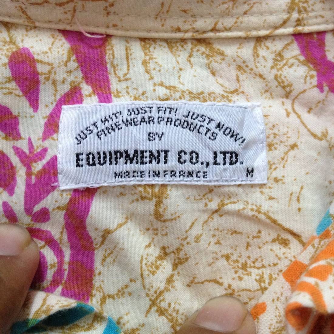 Designer Equipment Full Print button shirt Made In France Size M Size US M / EU 48-50 / 2 - 4 Thumbnail
