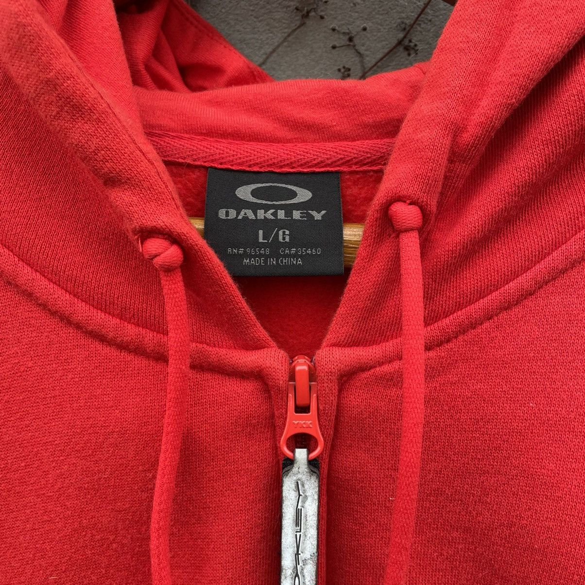 Oakley × Vintage Vintage Oakley Big Logo Zip Hoodie Size US L / EU 52-54 / 3 - 9 Thumbnail