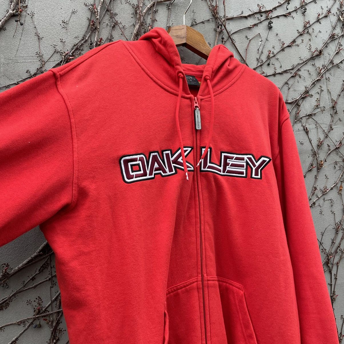 Oakley × Vintage Vintage Oakley Big Logo Zip Hoodie Size US L / EU 52-54 / 3 - 4 Thumbnail