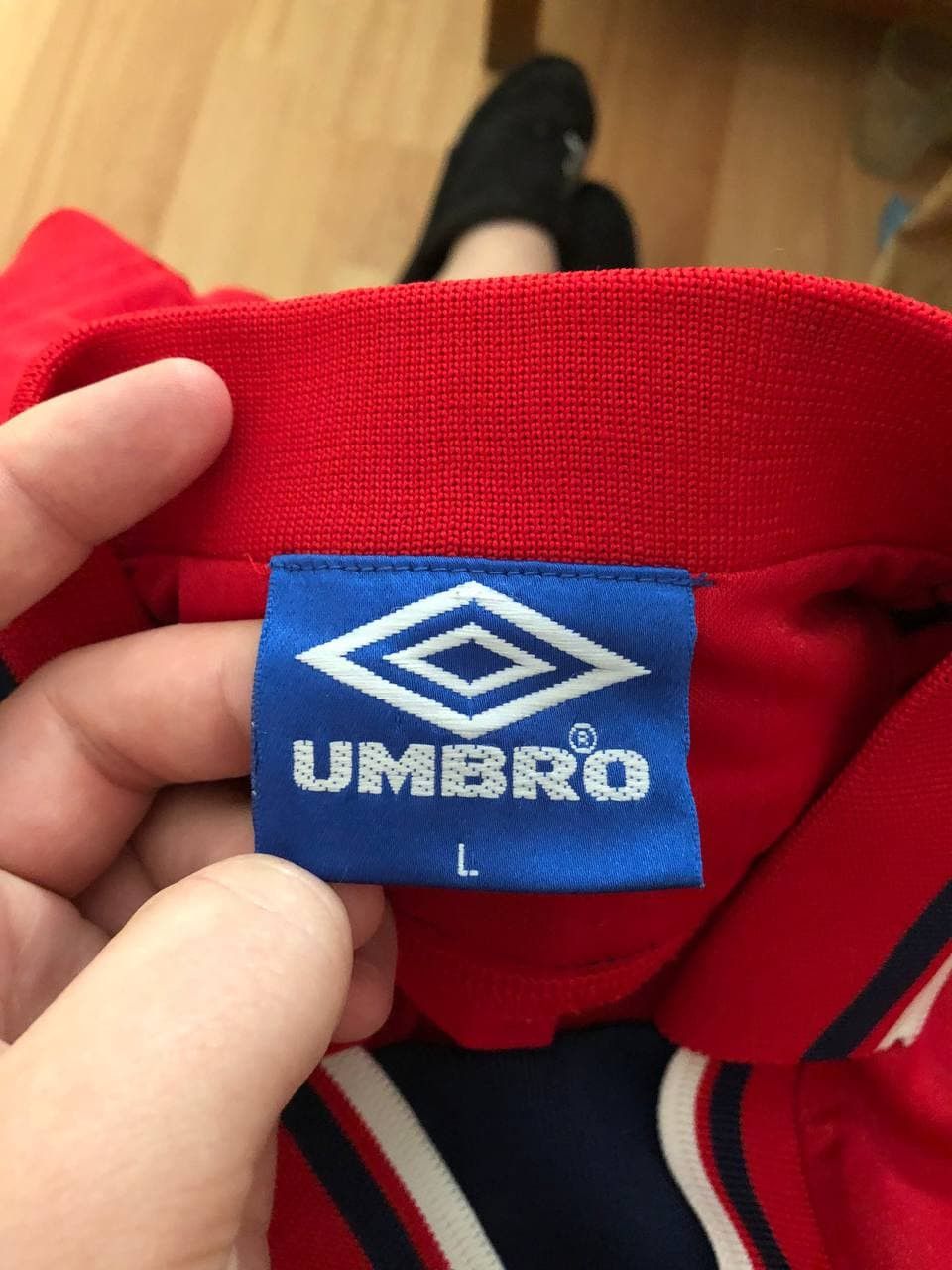 Umbro England National Retro Vintage Umbro Football Soccer Jersey Size US L / EU 52-54 / 3 - 4 Thumbnail