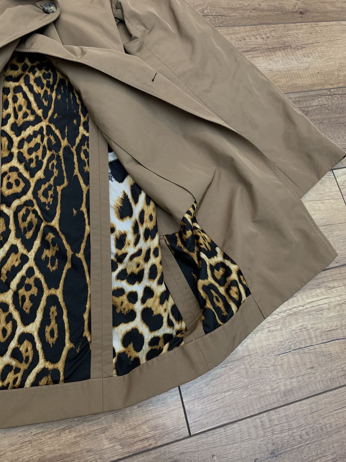 Saint Laurent Paris Yves Saint Laurent Rive Gauche Double Breasted Trench Coat Size L / US 10 / IT 46 - 13 Thumbnail