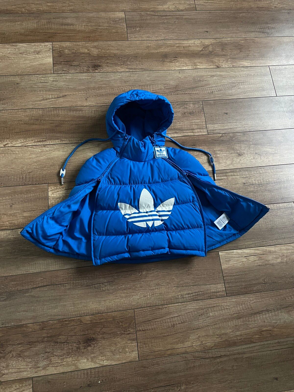 Adidas RARE Adidas Originals Down Hooded Poncho Puffer Jacket Size XS / US 0-2 / IT 36-38 - 1 Preview