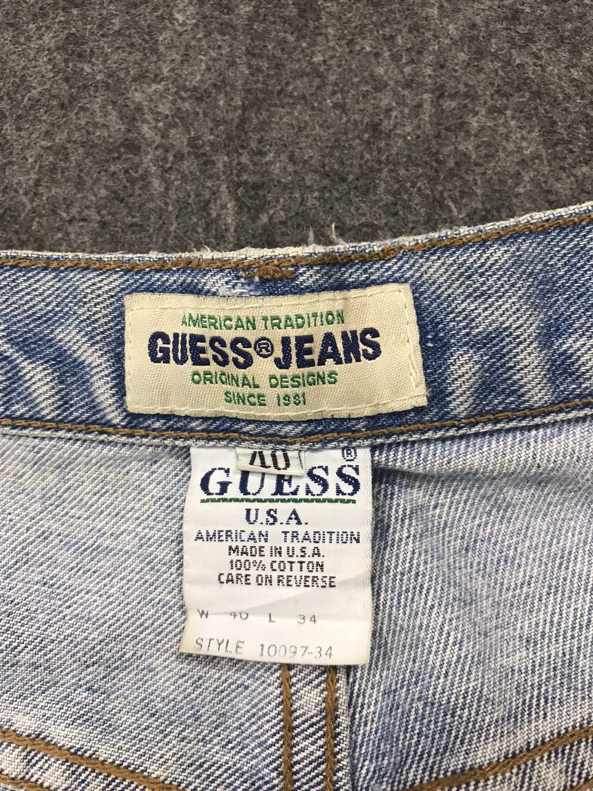 Guess Vintage Guess Jeans Loose Fit Design Size US 39 - 13 Thumbnail