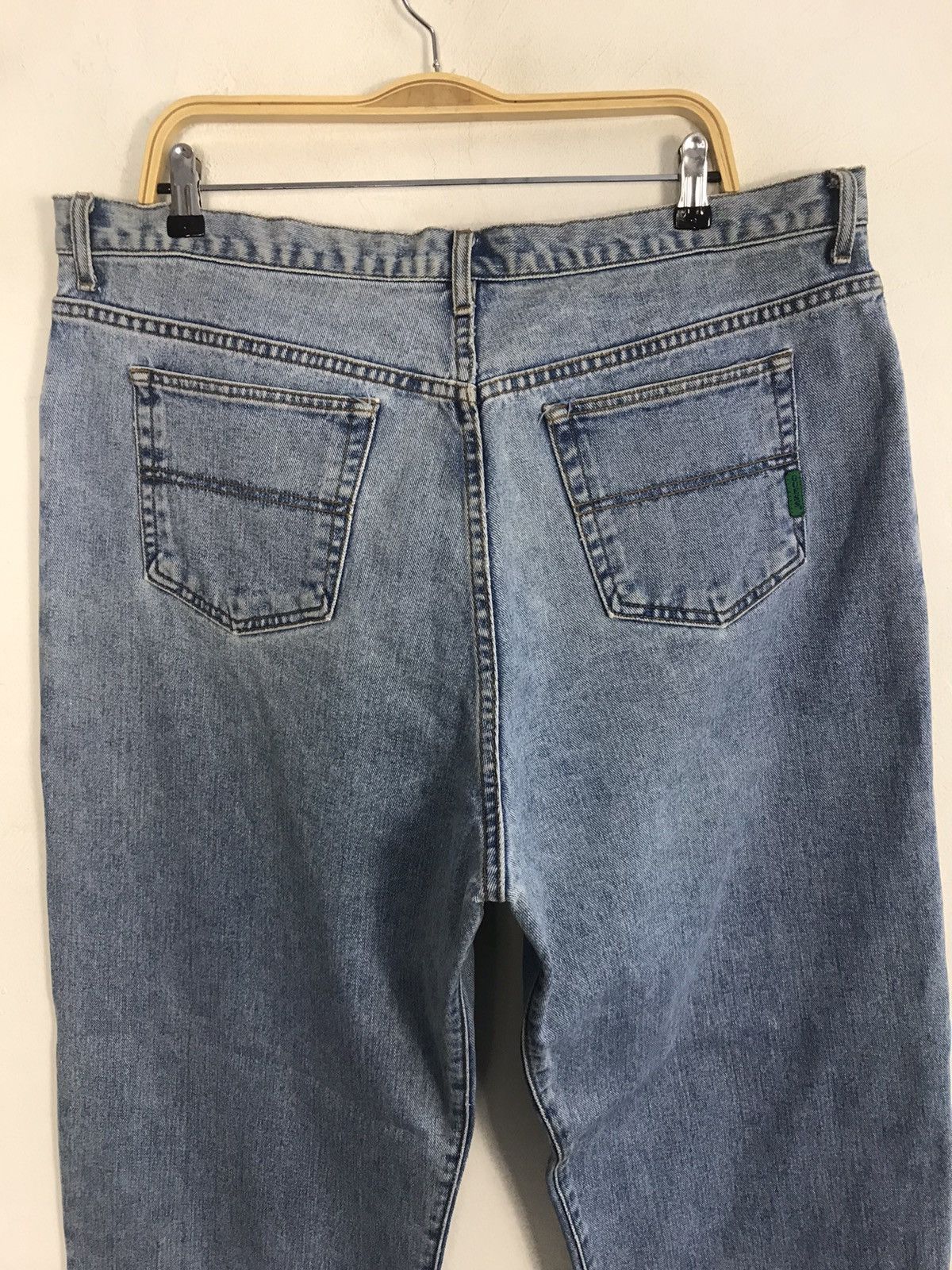 Guess Vintage Guess Jeans Loose Fit Design Size US 39 - 10 Thumbnail