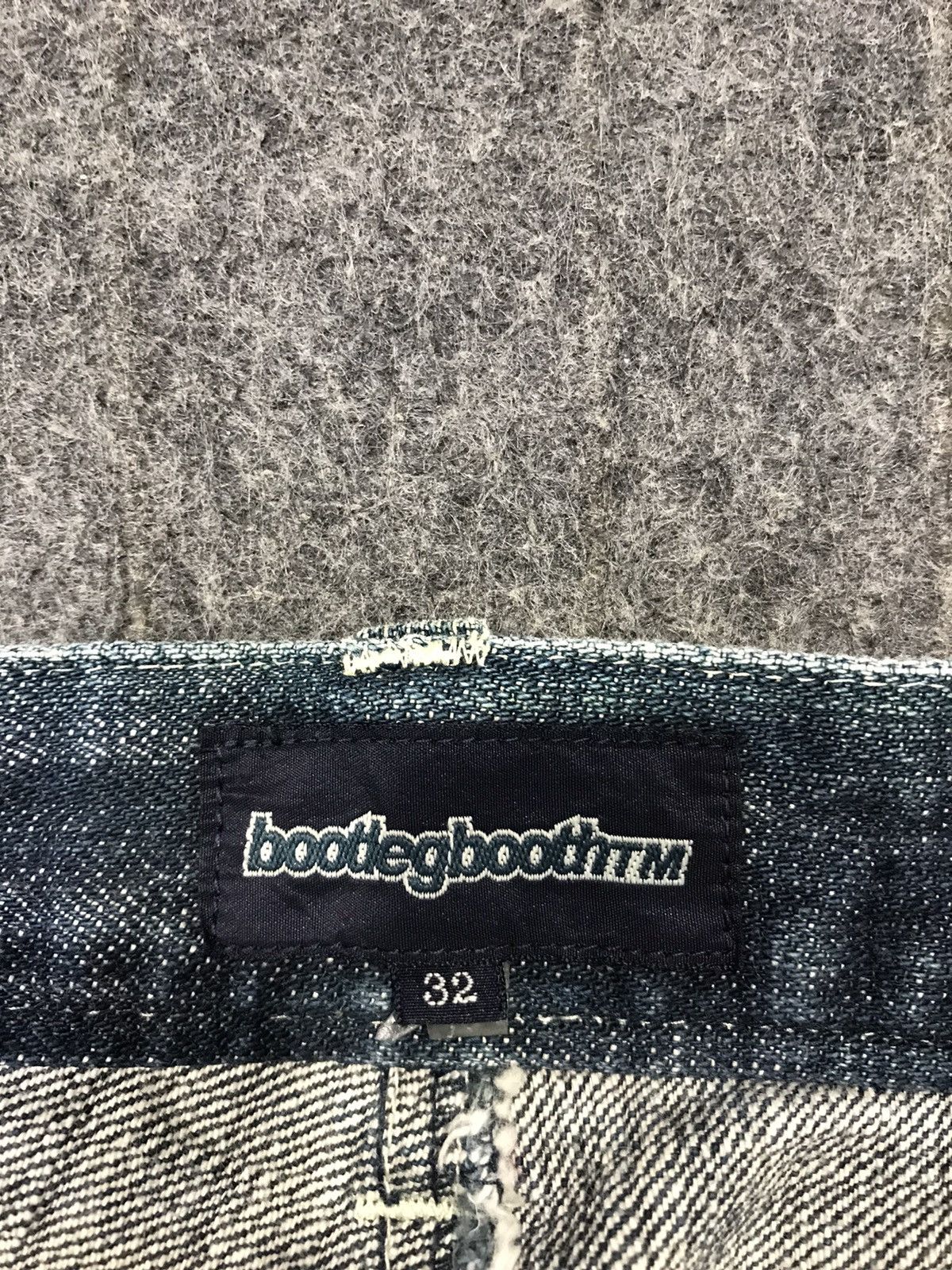 Japanese Brand × Vintage Vintage Bootlegbooth Light Wash Zipper Jeans Design Size US 32 / EU 48 - 15 Thumbnail