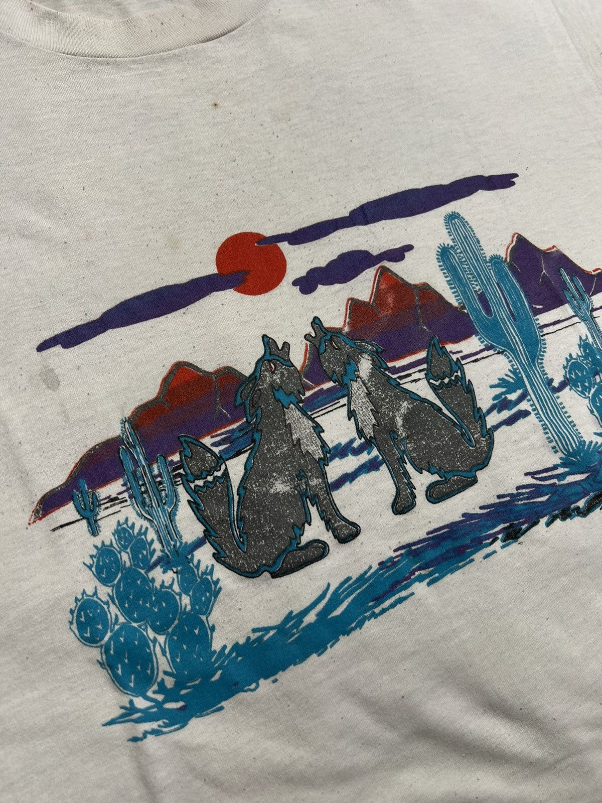 Vintage ***FINAL DROP***RARE 80s screen stars wolf shirt XL Size US XL / EU 56 / 4 - 10 Thumbnail