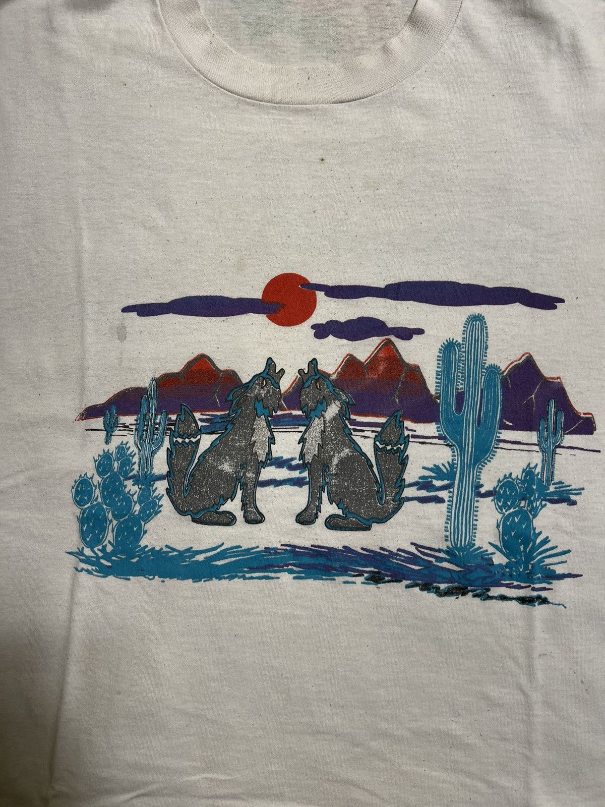 Vintage ***FINAL DROP***RARE 80s screen stars wolf shirt XL Size US XL / EU 56 / 4 - 5 Thumbnail