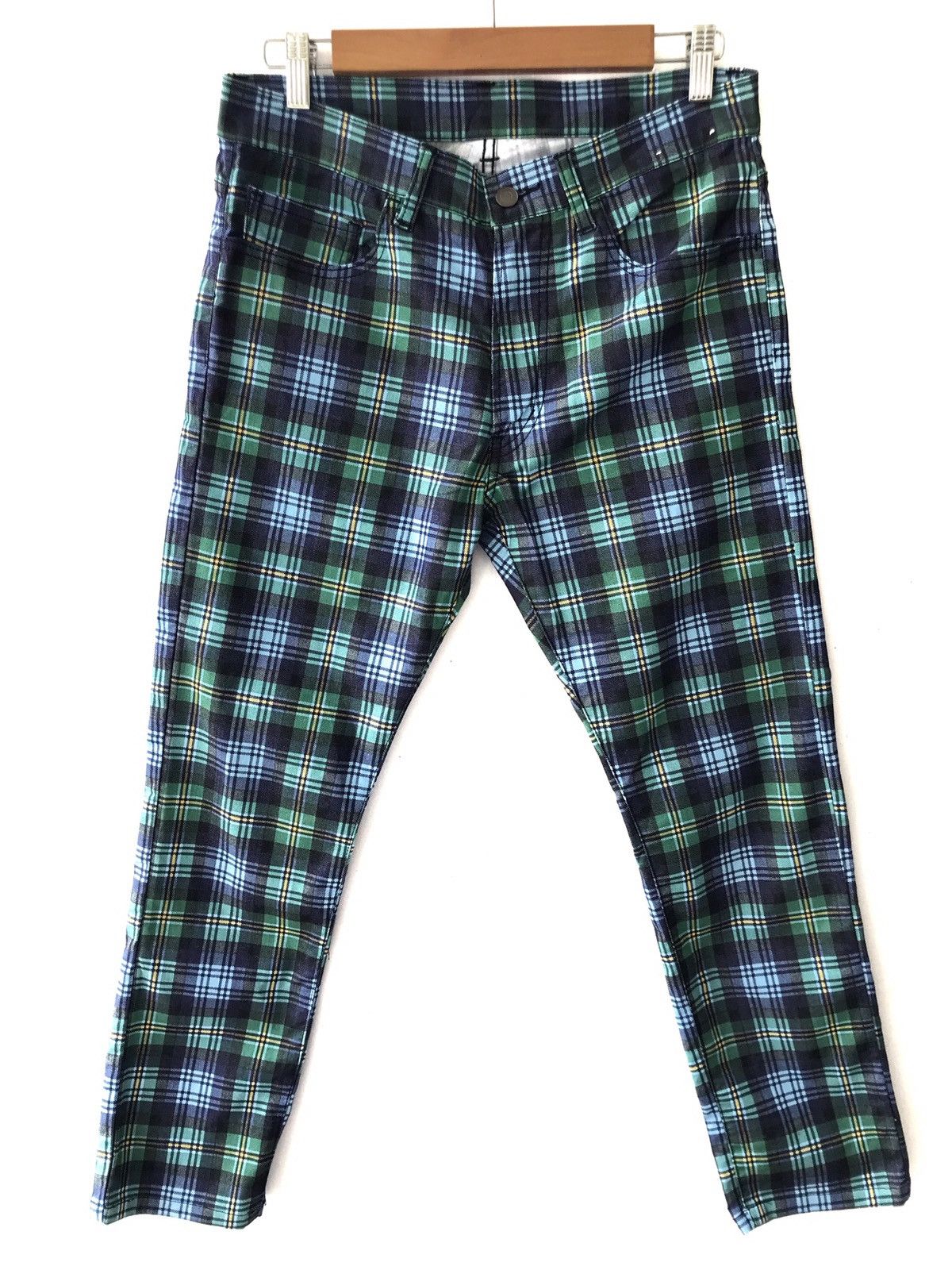 image of Uniqlo Checked Plaid Tartan Slim Fit Pants in Checkered, Men's (Size 31)