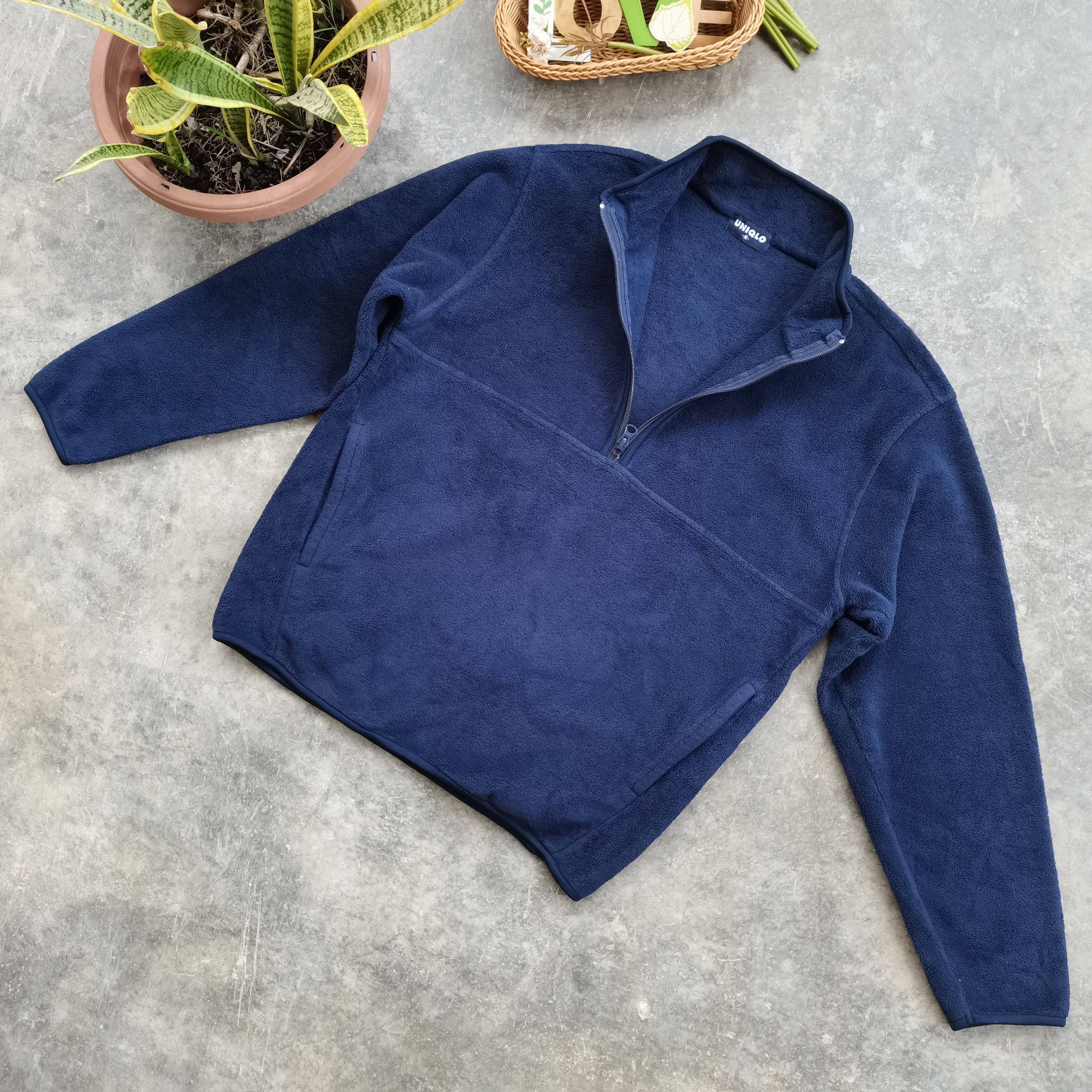 Japanese Brand UNIQLO Half Zipper Fleece Sweatshirt Size US M / EU 48-50 / 2 - 2 Thumbnail