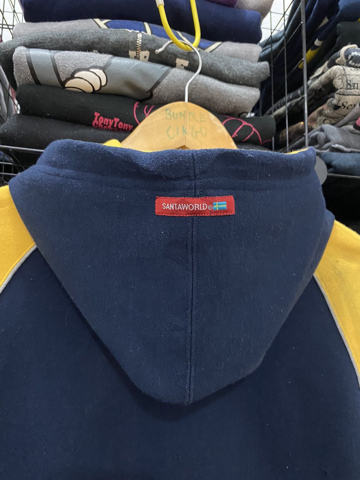 Captain Santors × Vintage VINTAGE SANTAWORLD SWEDEN HOODIES Size US M / EU 48-50 / 2 - 6 Thumbnail