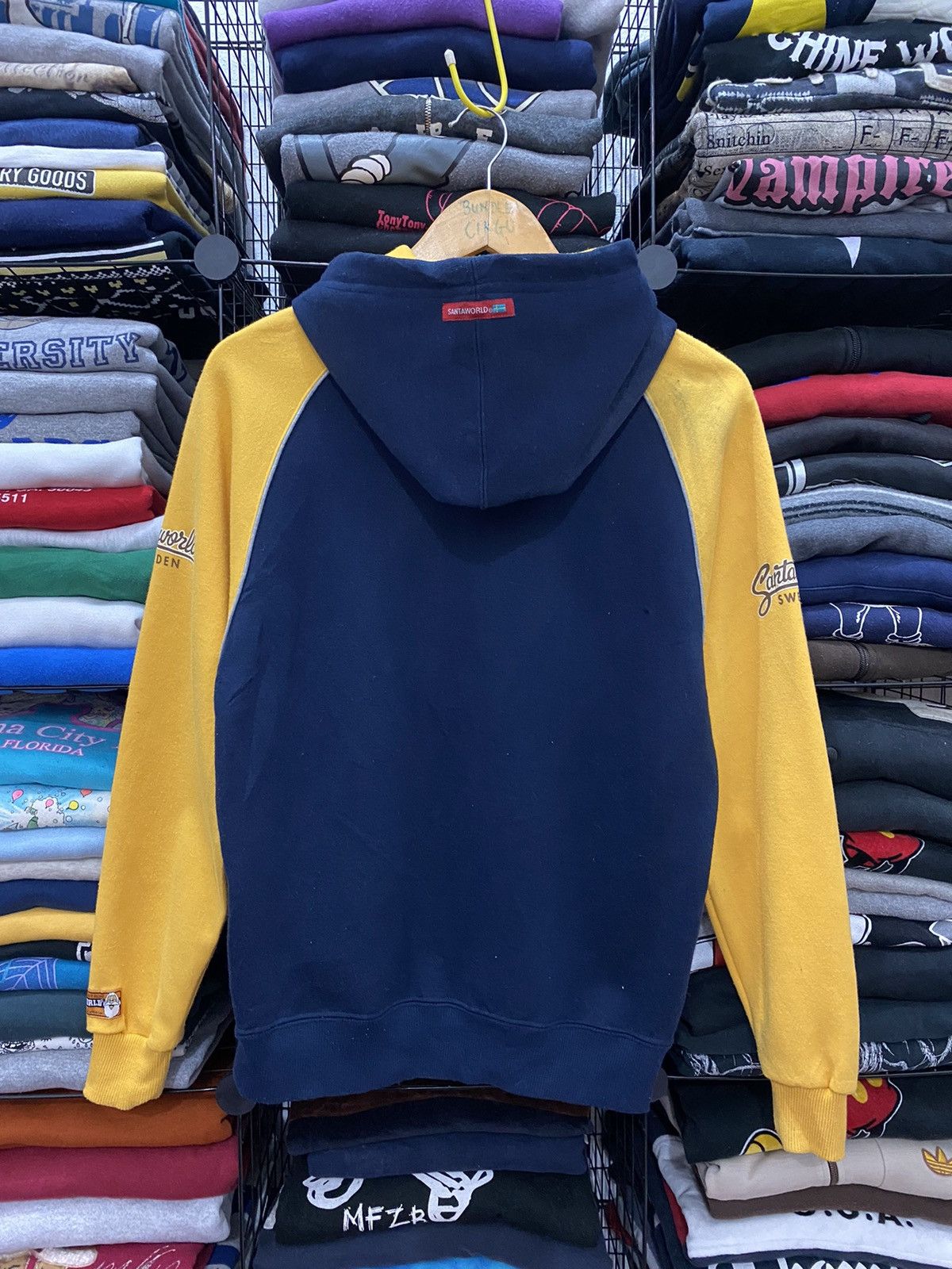 Captain Santors × Vintage VINTAGE SANTAWORLD SWEDEN HOODIES Size US M / EU 48-50 / 2 - 3 Thumbnail