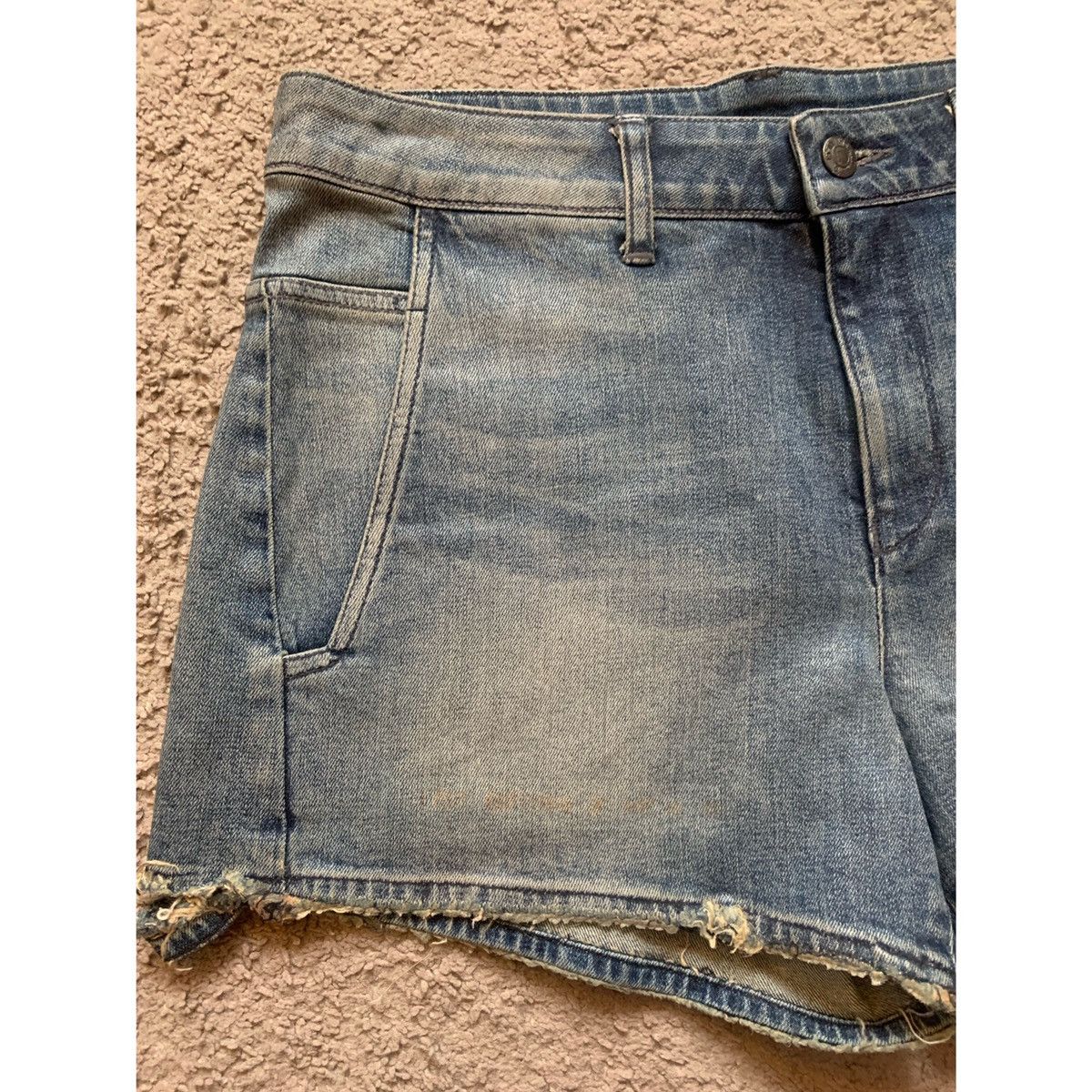 Helmut Lang HELMUT LANG WAX DISTRESS DENIM SHORTS Size 30" / US 8 / IT 44 - 10 Thumbnail