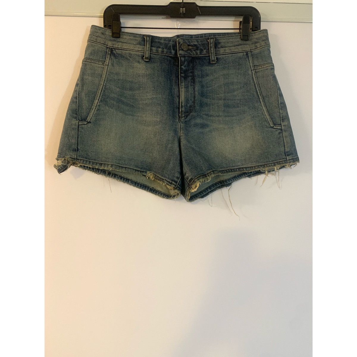 Helmut Lang HELMUT LANG WAX DISTRESS DENIM SHORTS Size 30" / US 8 / IT 44 - 1 Thumbnail