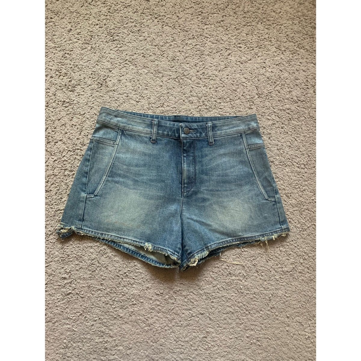 Helmut Lang HELMUT LANG WAX DISTRESS DENIM SHORTS Size 30" / US 8 / IT 44 - 8 Thumbnail