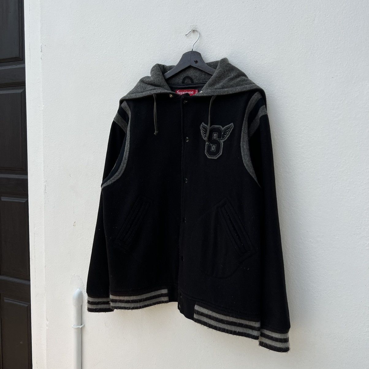 Supreme VERY RARE VARSITY JACKET SUPREME WING BIG LOGO Size US XL / EU 56 / 4 - 4 Thumbnail