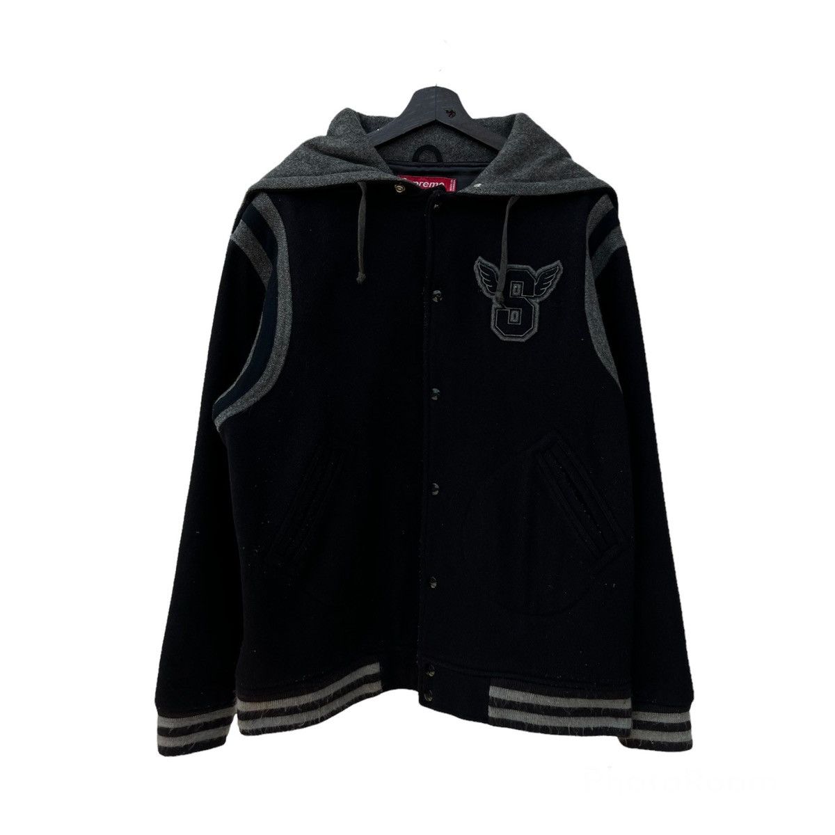 Supreme VERY RARE VARSITY JACKET SUPREME WING BIG LOGO Size US XL / EU 56 / 4 - 3 Thumbnail