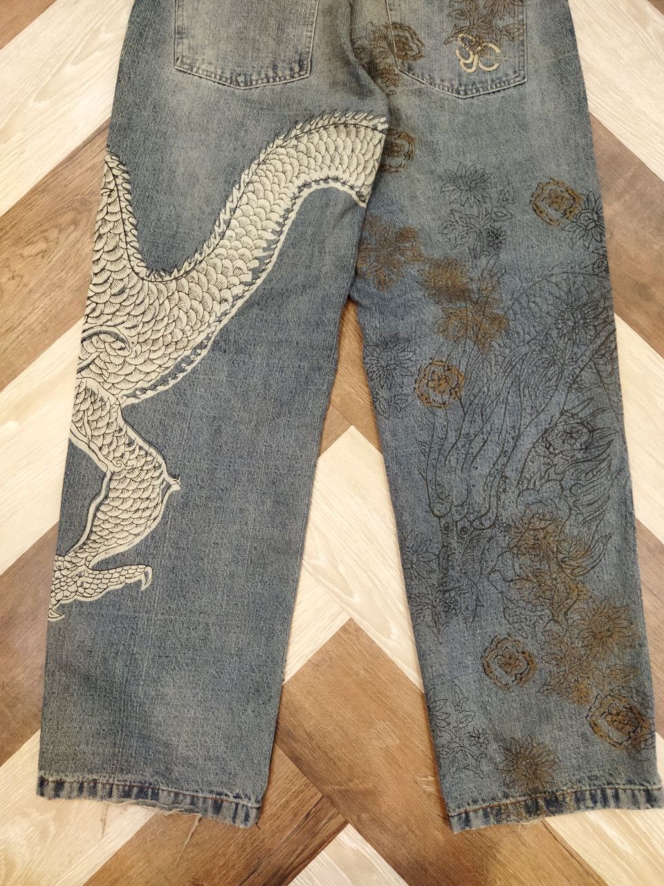Vintage Sean John Sukajan Dragon Painted Baggy Jeans