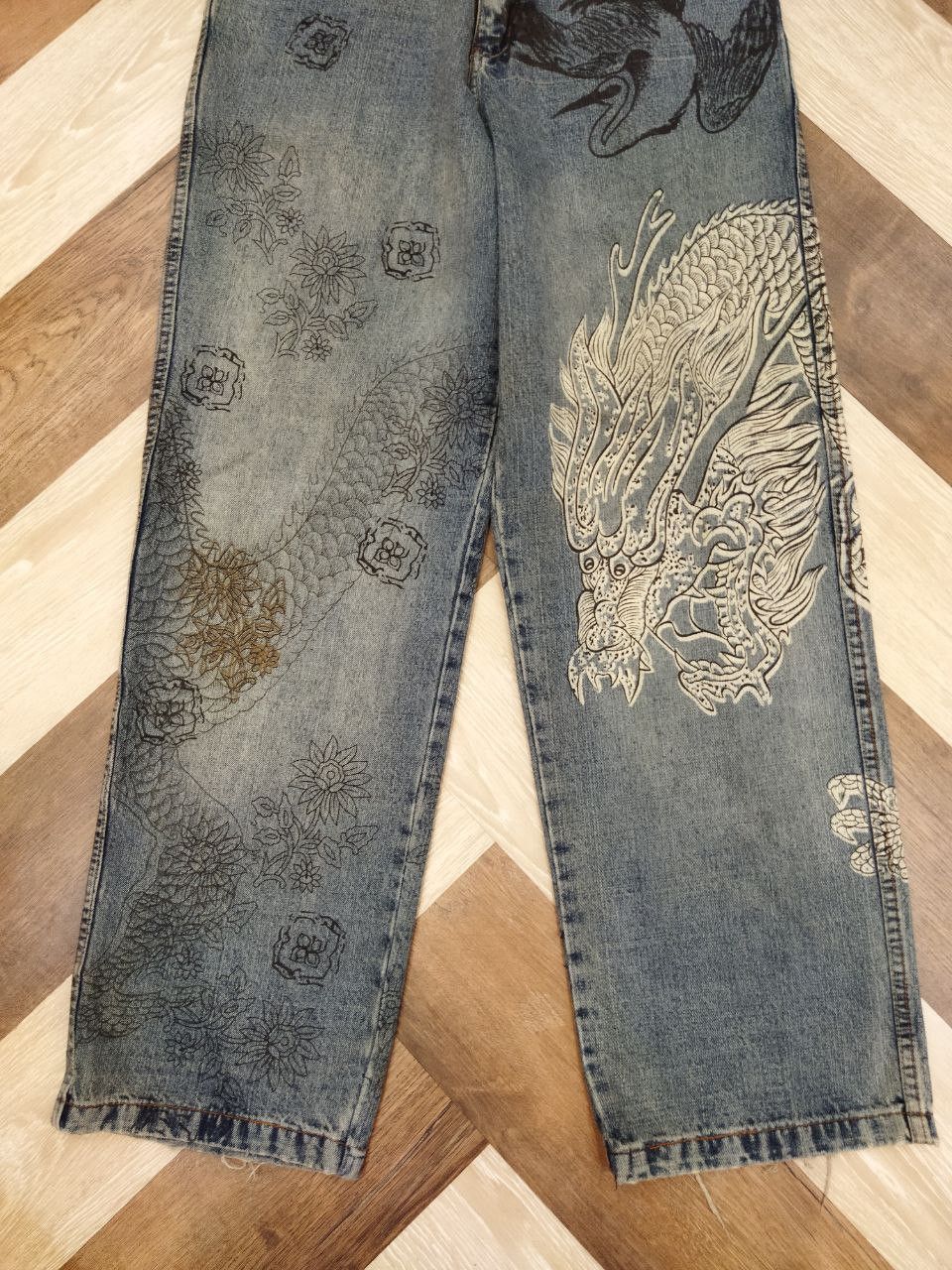 Vintage Sean John Sukajan Dragon Painted Baggy Jeans