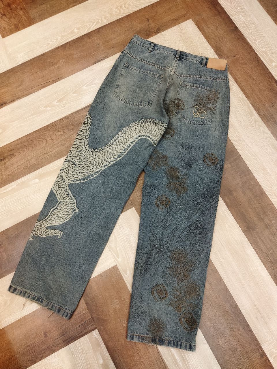 Vintage Sean John Sukajan Dragon Painted Baggy Jeans