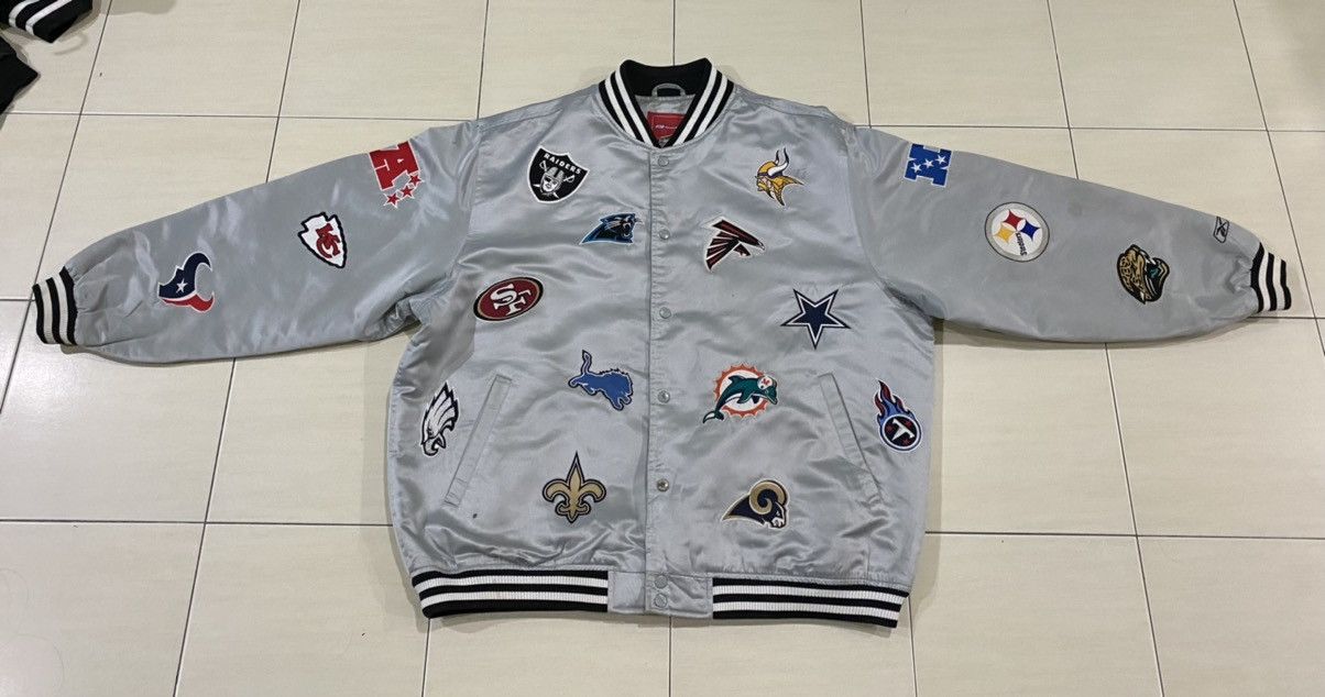 NFL Vintage NFL team jacket all logo patch satin bomber jacket Size US XL / EU 56 / 4 - 25 Thumbnail