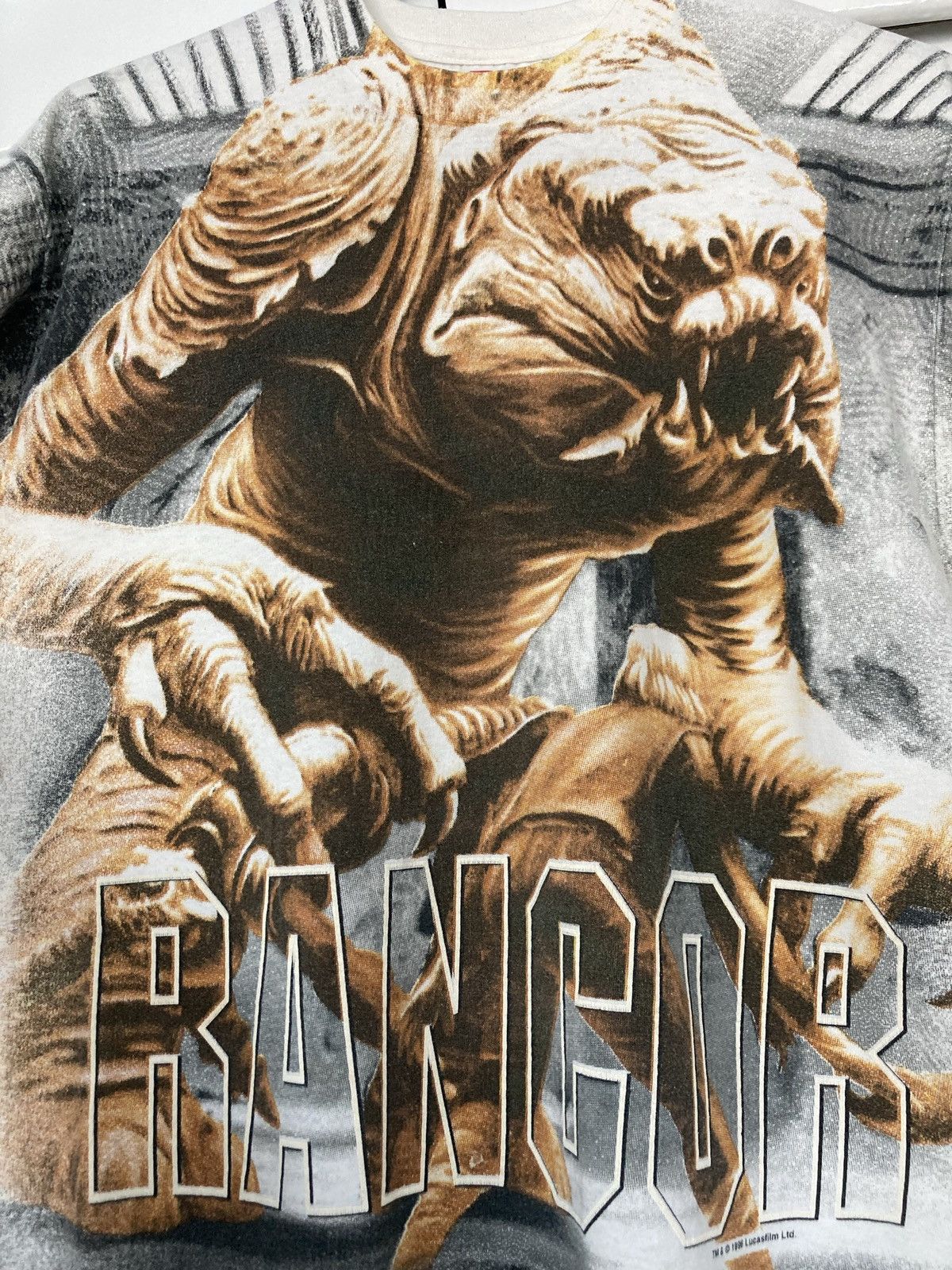 Star Wars STAR WARS RANCOR T SHIRT 1996 MCQUARRIE VINTAGE 90S ALL OVER Size US XL / EU 56 / 4 - 4 Thumbnail