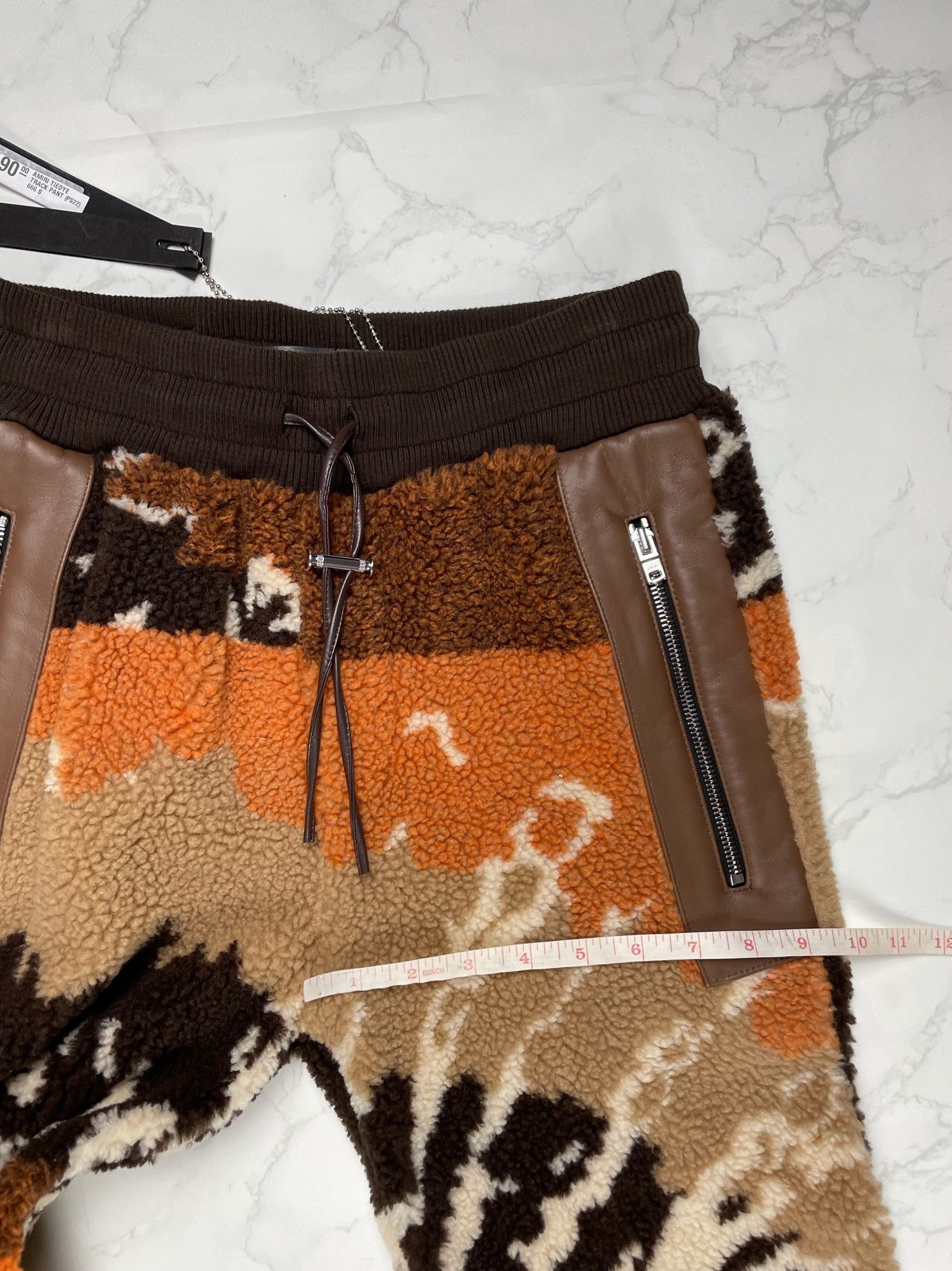 Amiri 🔥70% OFF🔥 [SALE] Amiri Tie Dye Faux Shearling Sweatpants Size US 30 / EU 46 - 9 Thumbnail