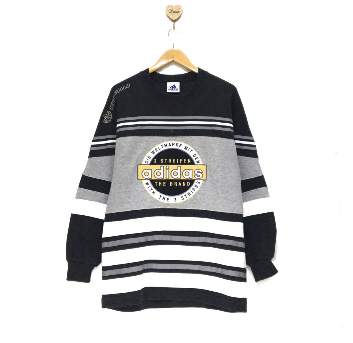 Adidas Vintage 90s ADIDAS Crewneck Sweatshirt Embroidered Big Logo Size US L / EU 52-54 / 3 - 1 Thumbnail