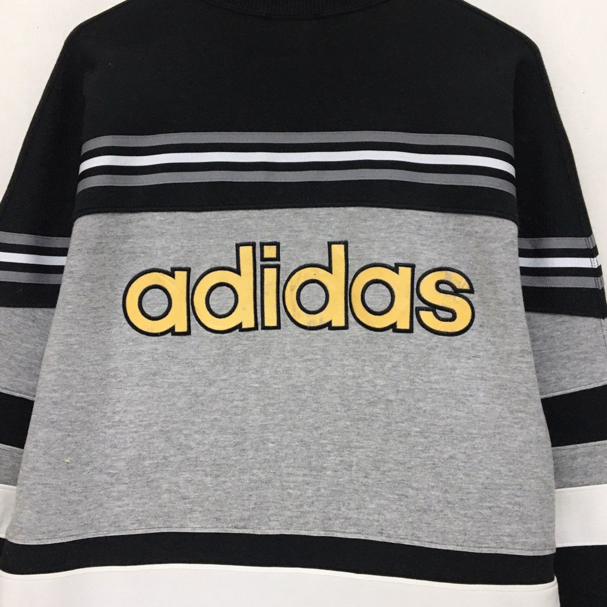 Adidas Vintage 90s ADIDAS Crewneck Sweatshirt Embroidered Big Logo Size US L / EU 52-54 / 3 - 7 Thumbnail
