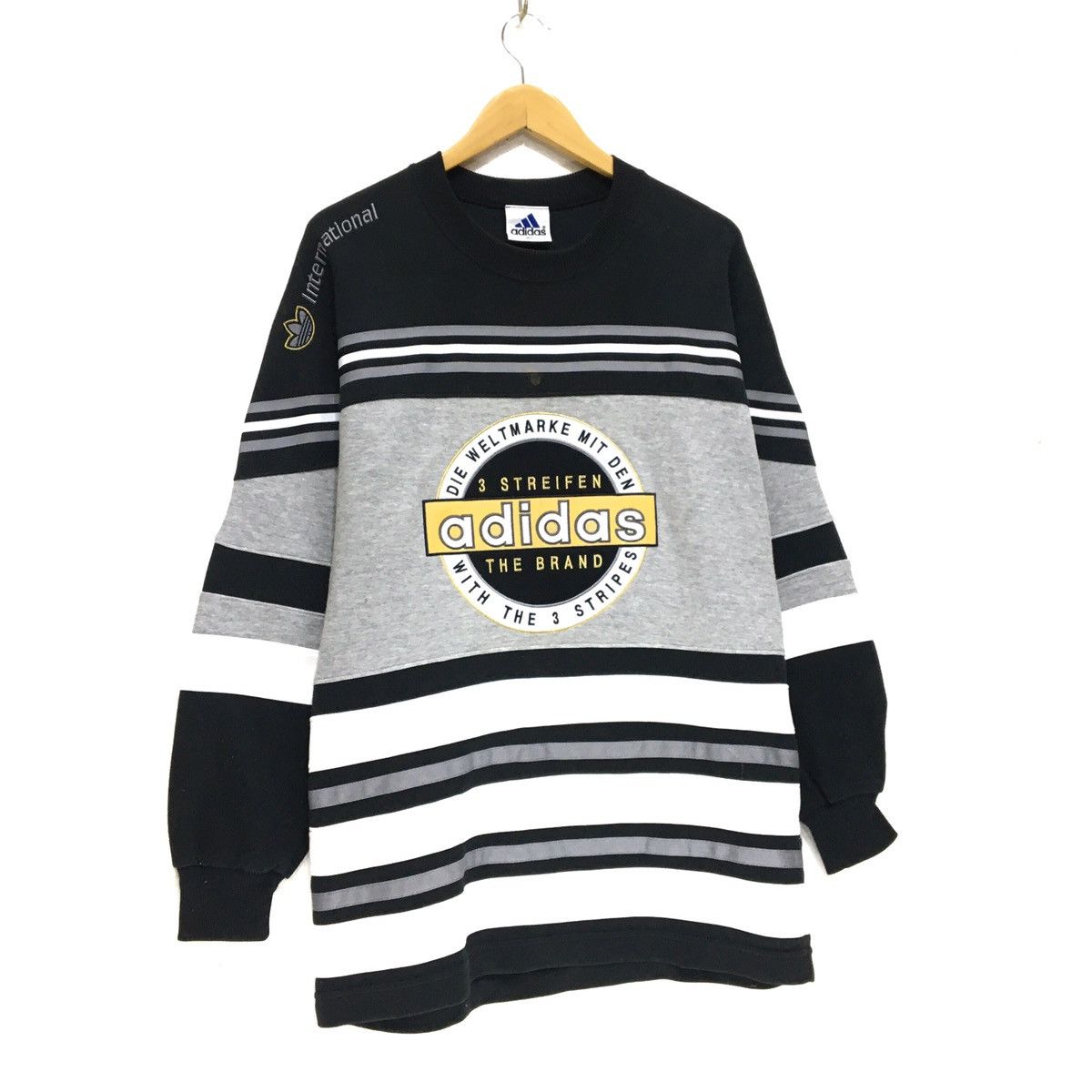 Adidas Vintage 90s ADIDAS Crewneck Sweatshirt Embroidered Big Logo Size US L / EU 52-54 / 3 - 4 Thumbnail