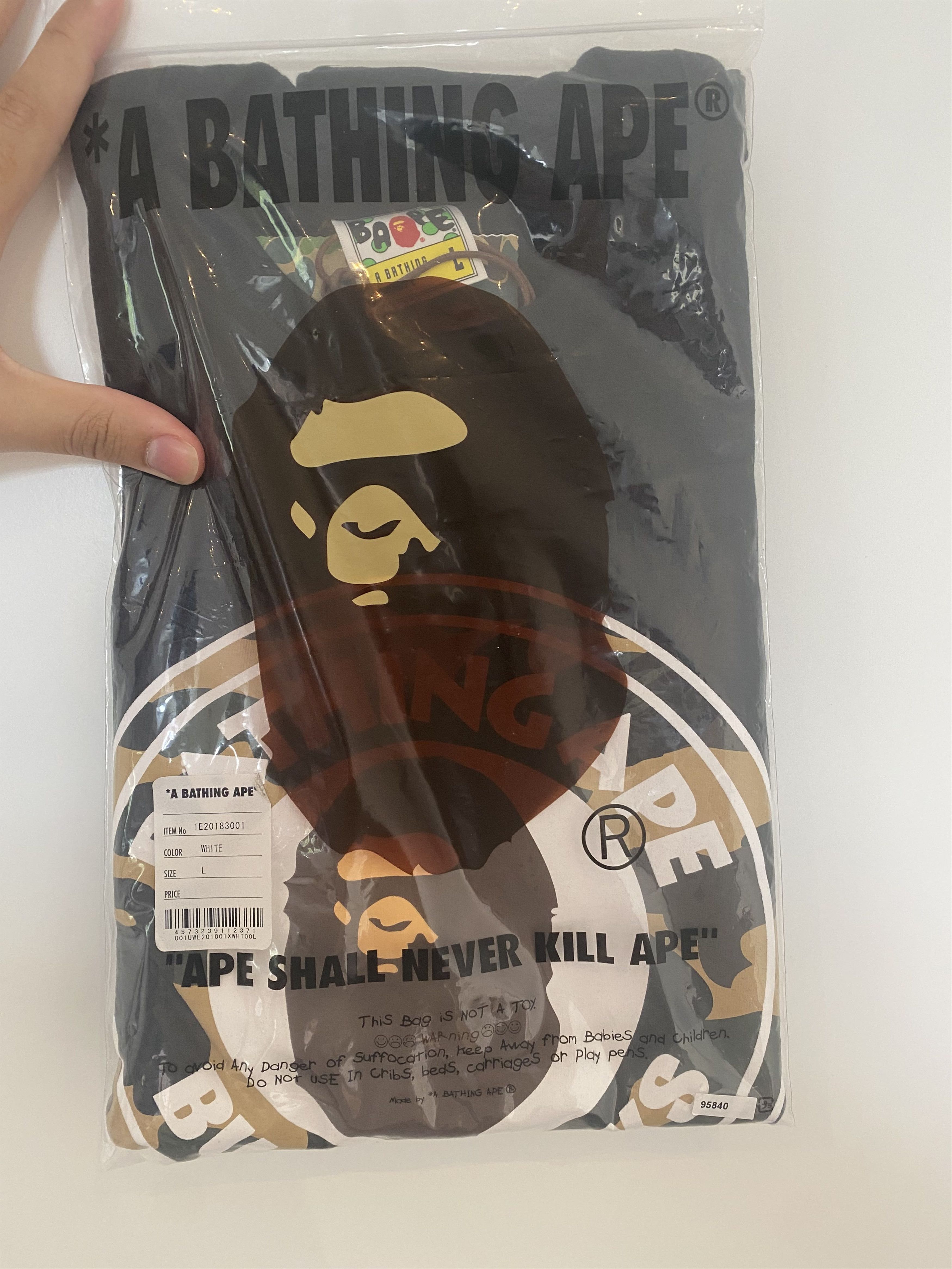 Bape Bape Busy Works Tee Size US L / EU 52-54 / 3 - 9 Thumbnail