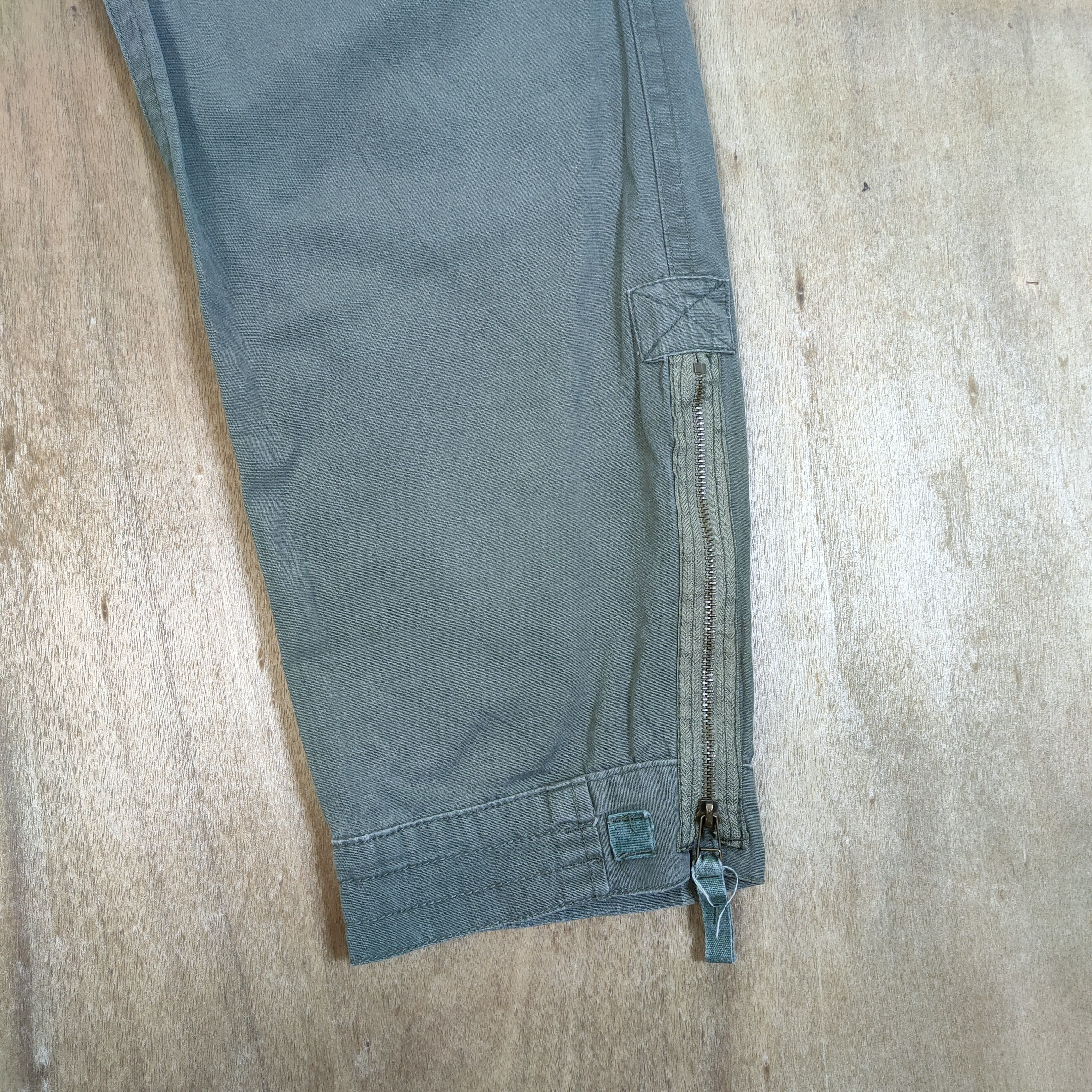 Abercrombie & Fitch VINTAGE ABERCROMBIE FITCH CARGO PANTS ZIPPER LEG Size US 32 / EU 48 - 5 Thumbnail