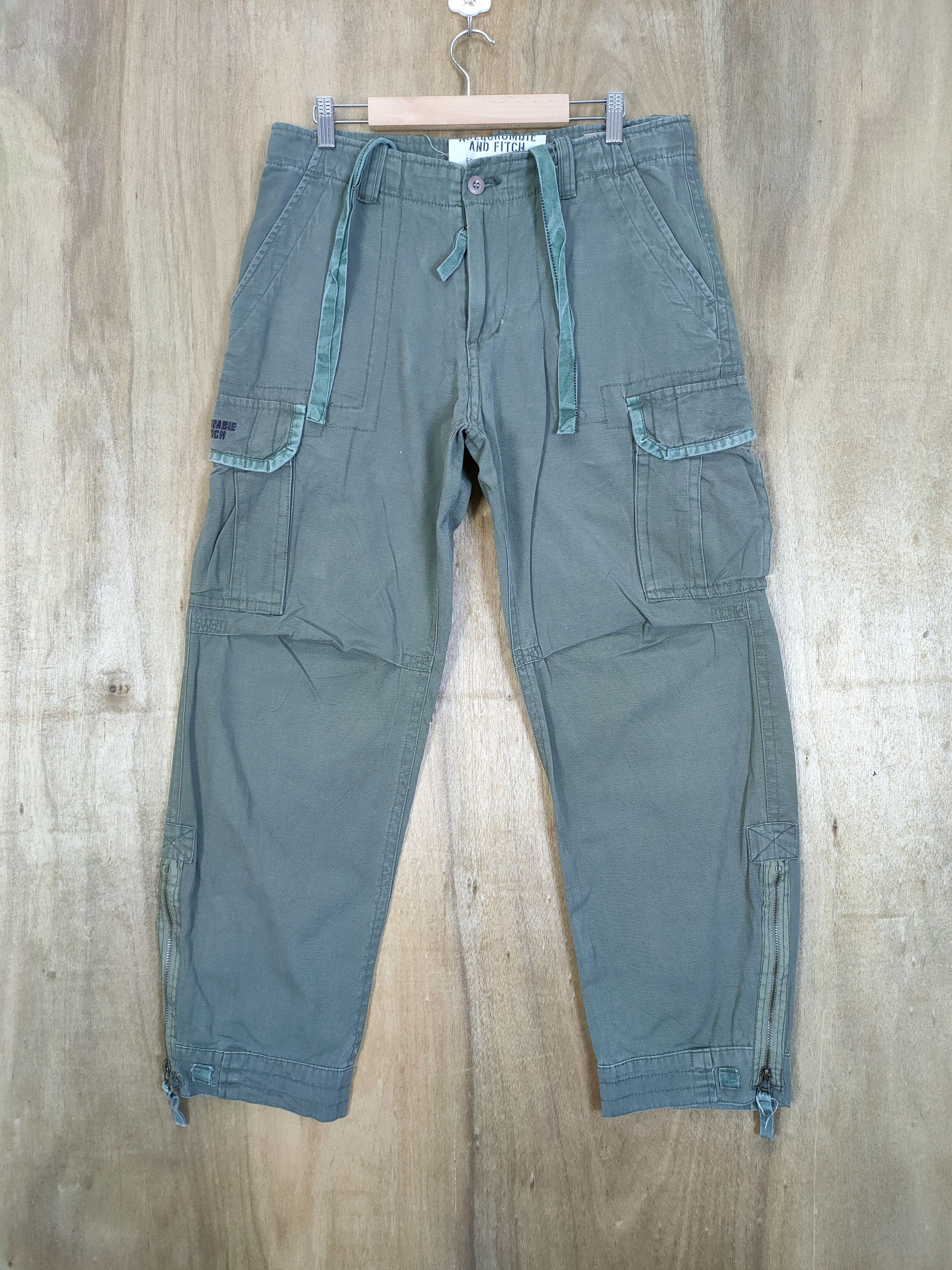 Abercrombie & Fitch VINTAGE ABERCROMBIE FITCH CARGO PANTS ZIPPER LEG Size US 32 / EU 48 - 1 Thumbnail