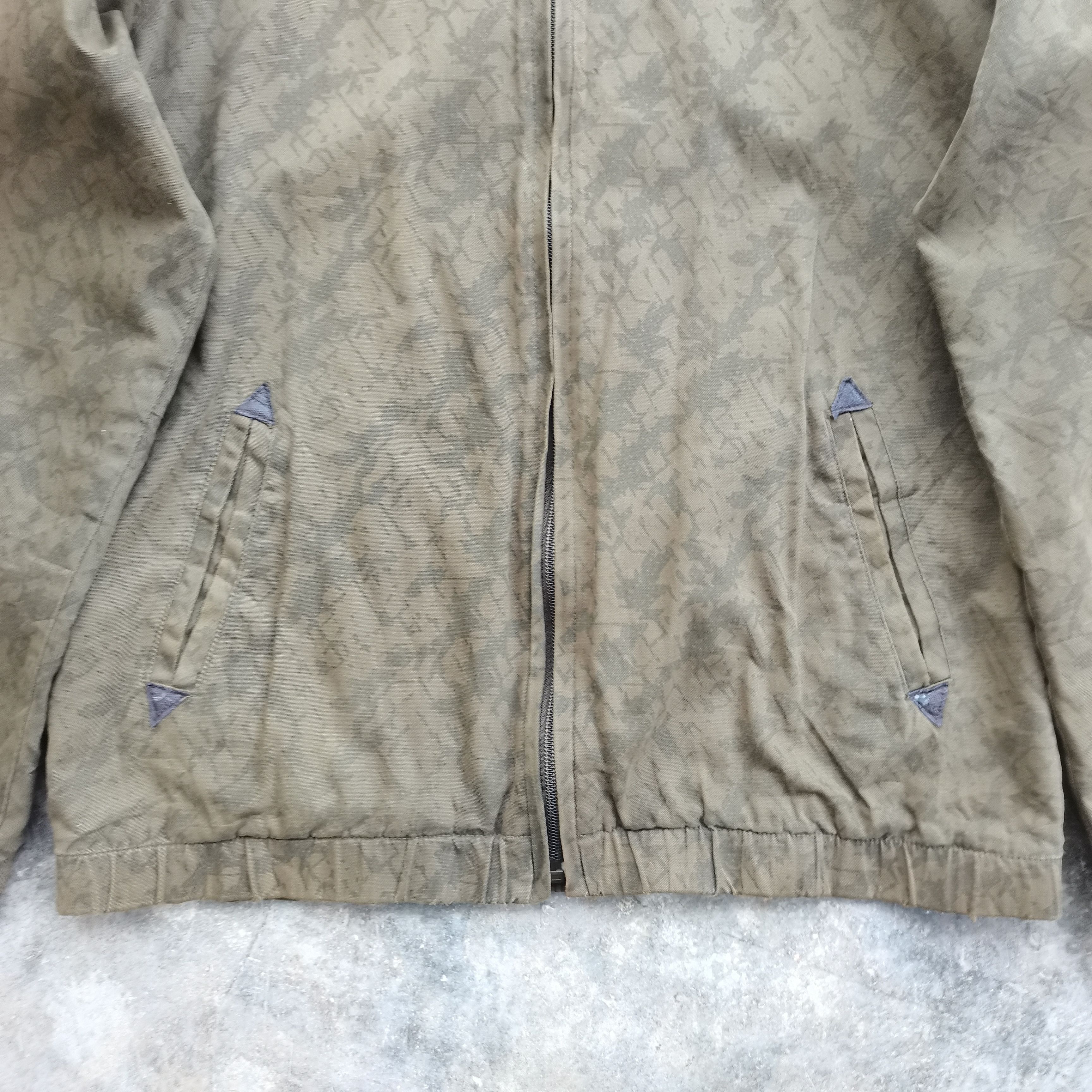 Japanese Brand × Vintage Archive💚 Sky-Conqueror Camouflage Hoodie Jacket Size US L / EU 52-54 / 3 - 4 Thumbnail
