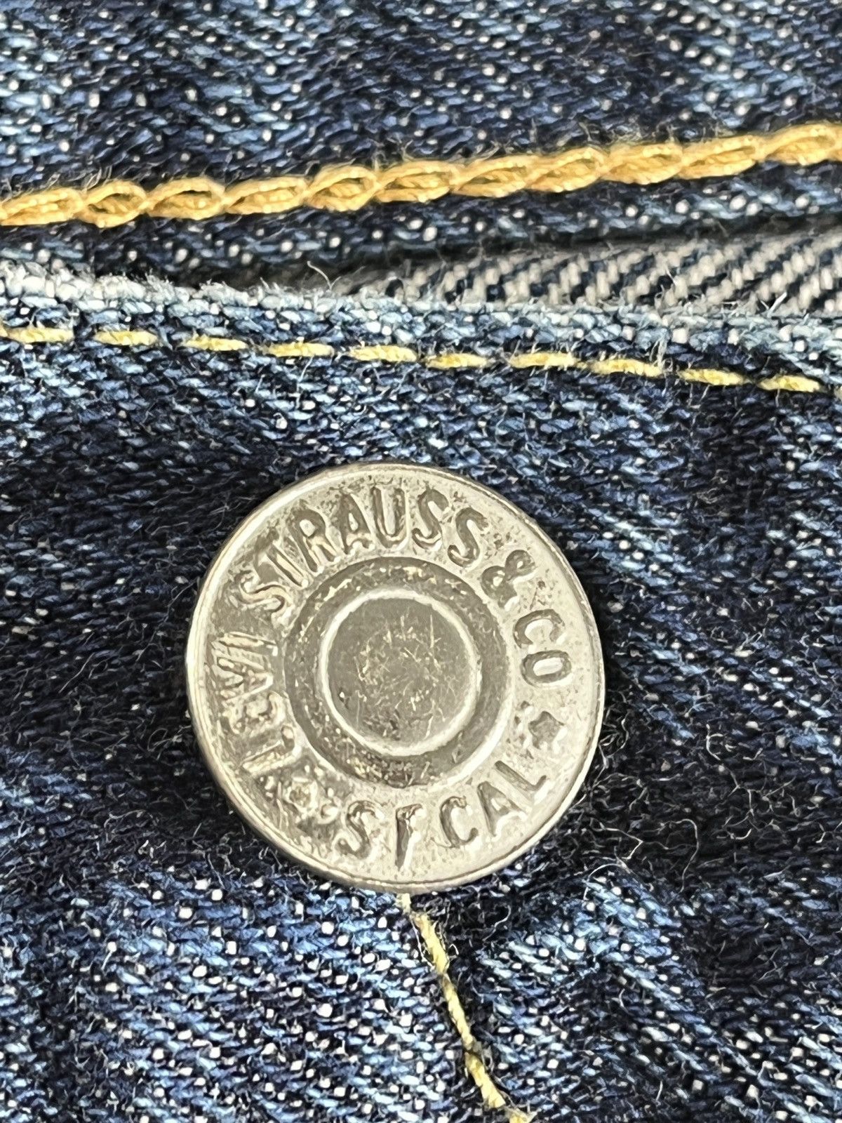 Vintage 1980s Distressed LEVI'S 502 Big E Selvedge